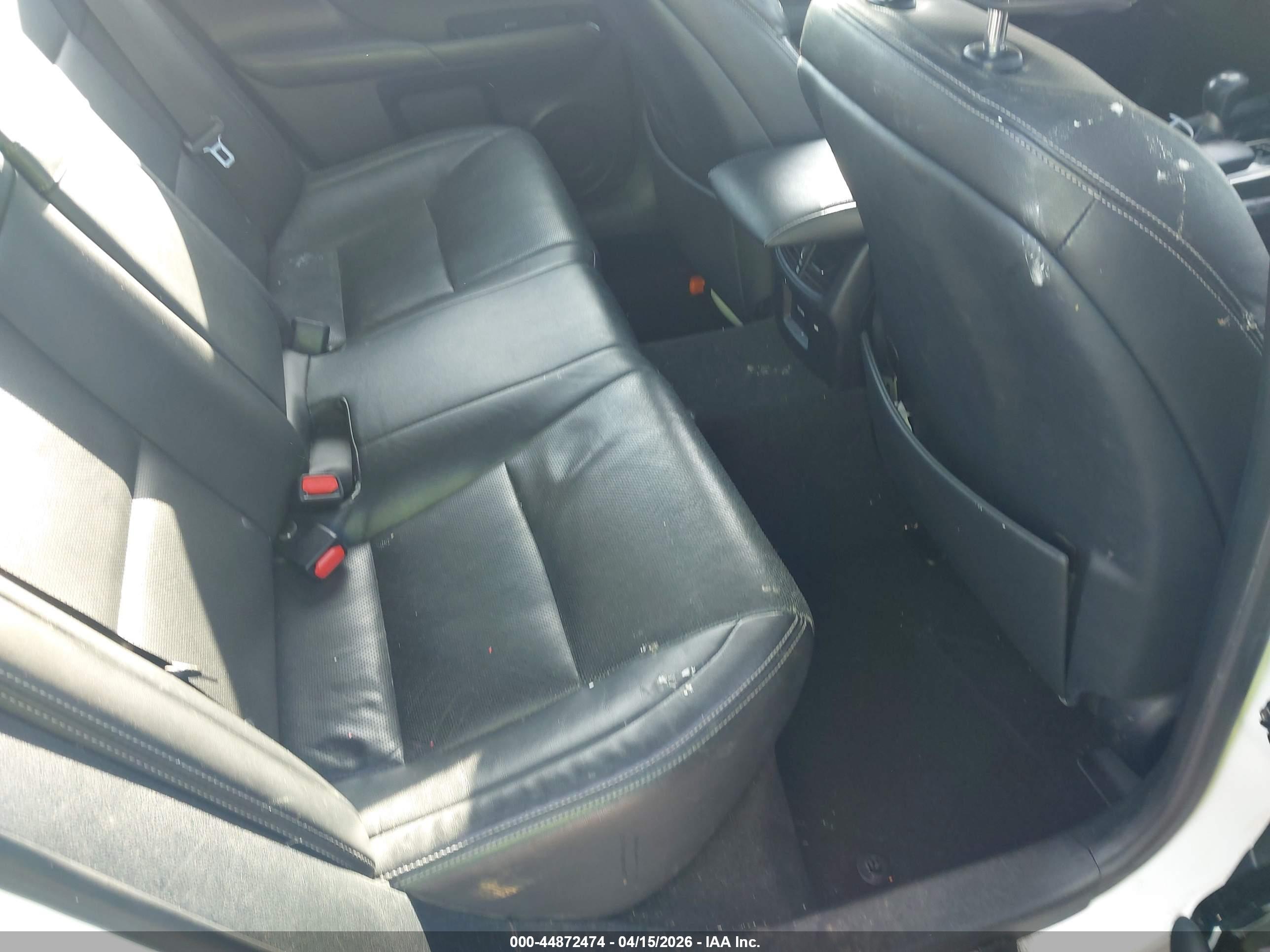 LEXUS GS image 8