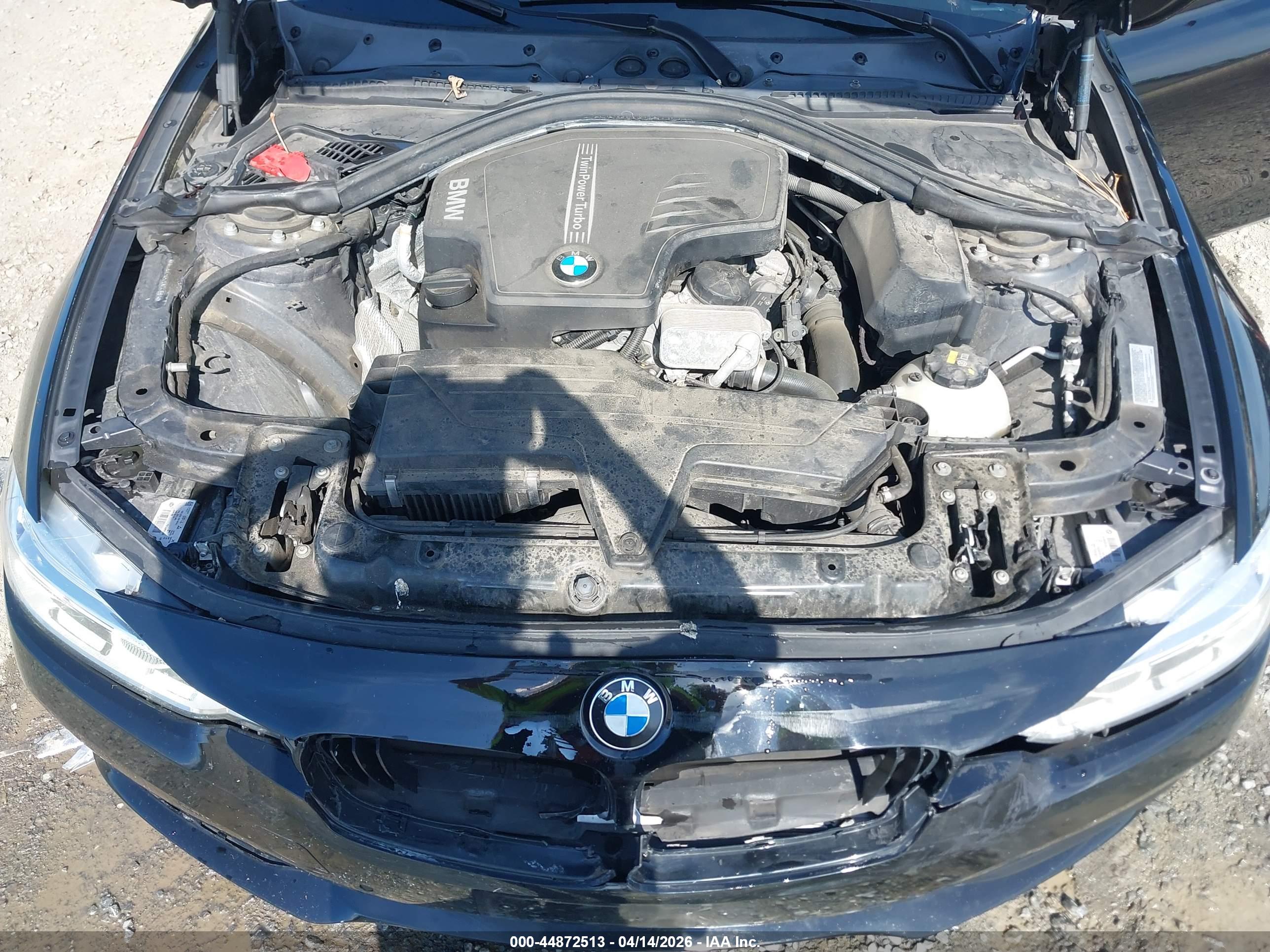 BMW 320I image 10