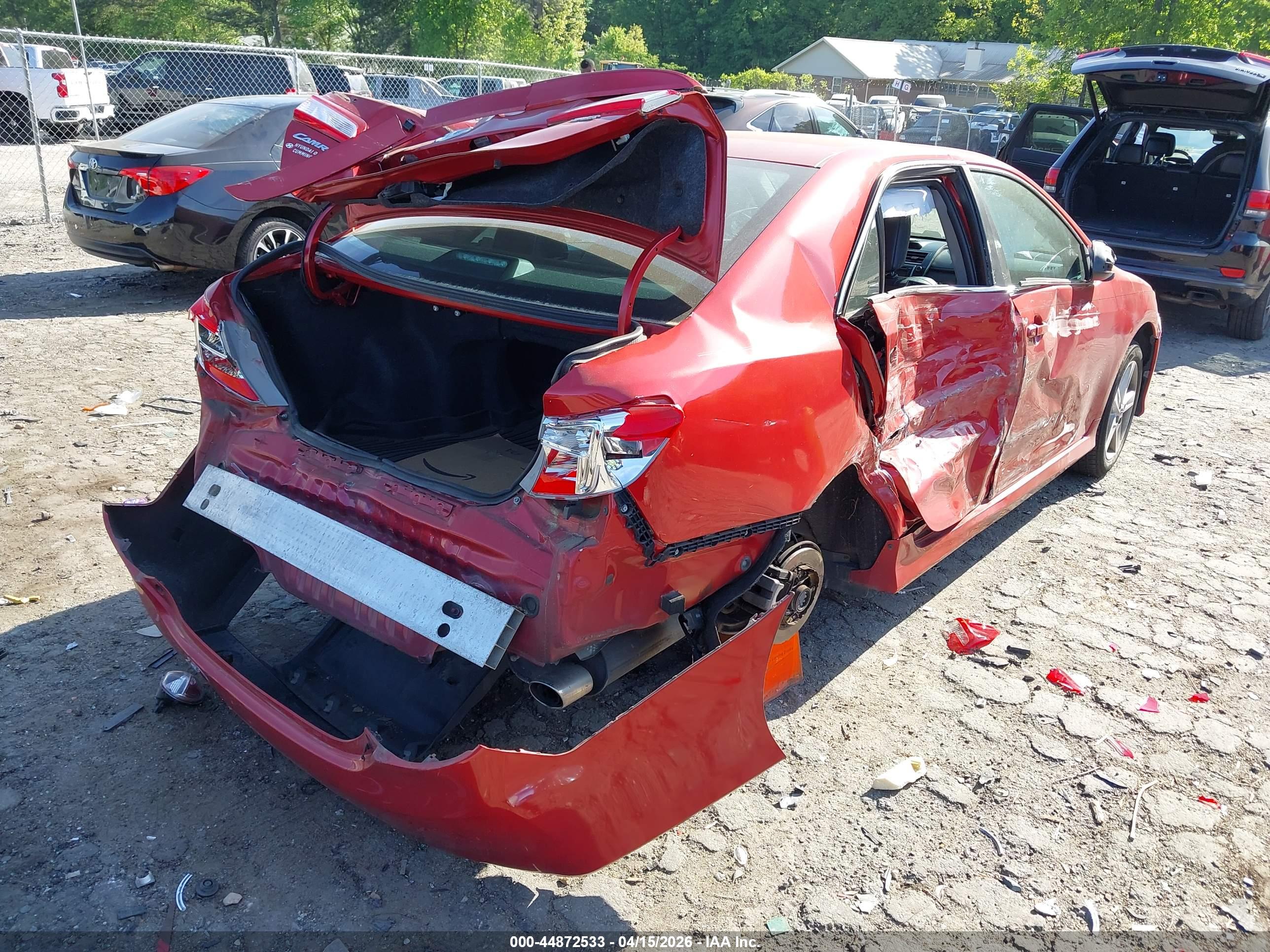 TOYOTA CAMRY image 4