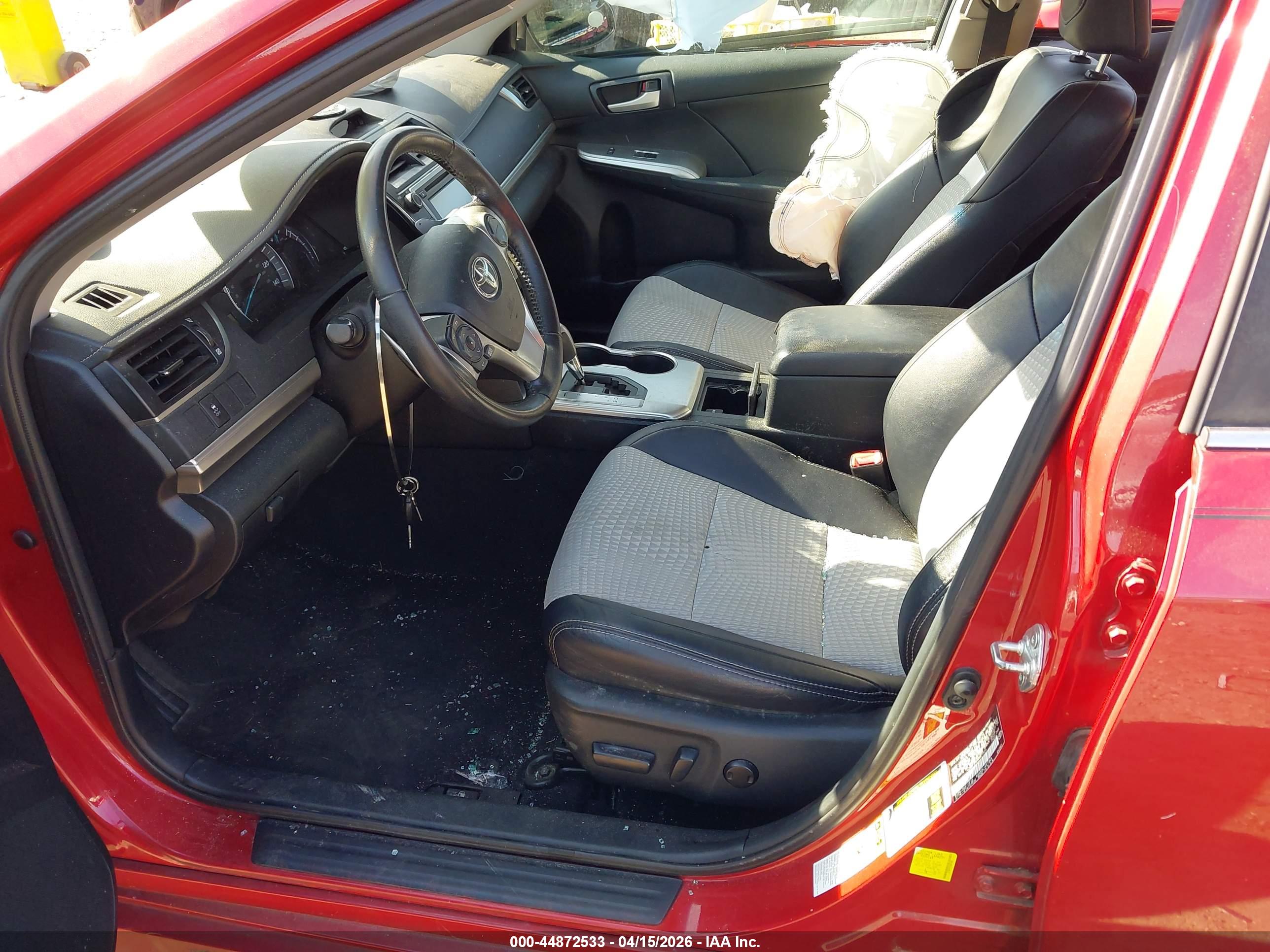 TOYOTA CAMRY image 5