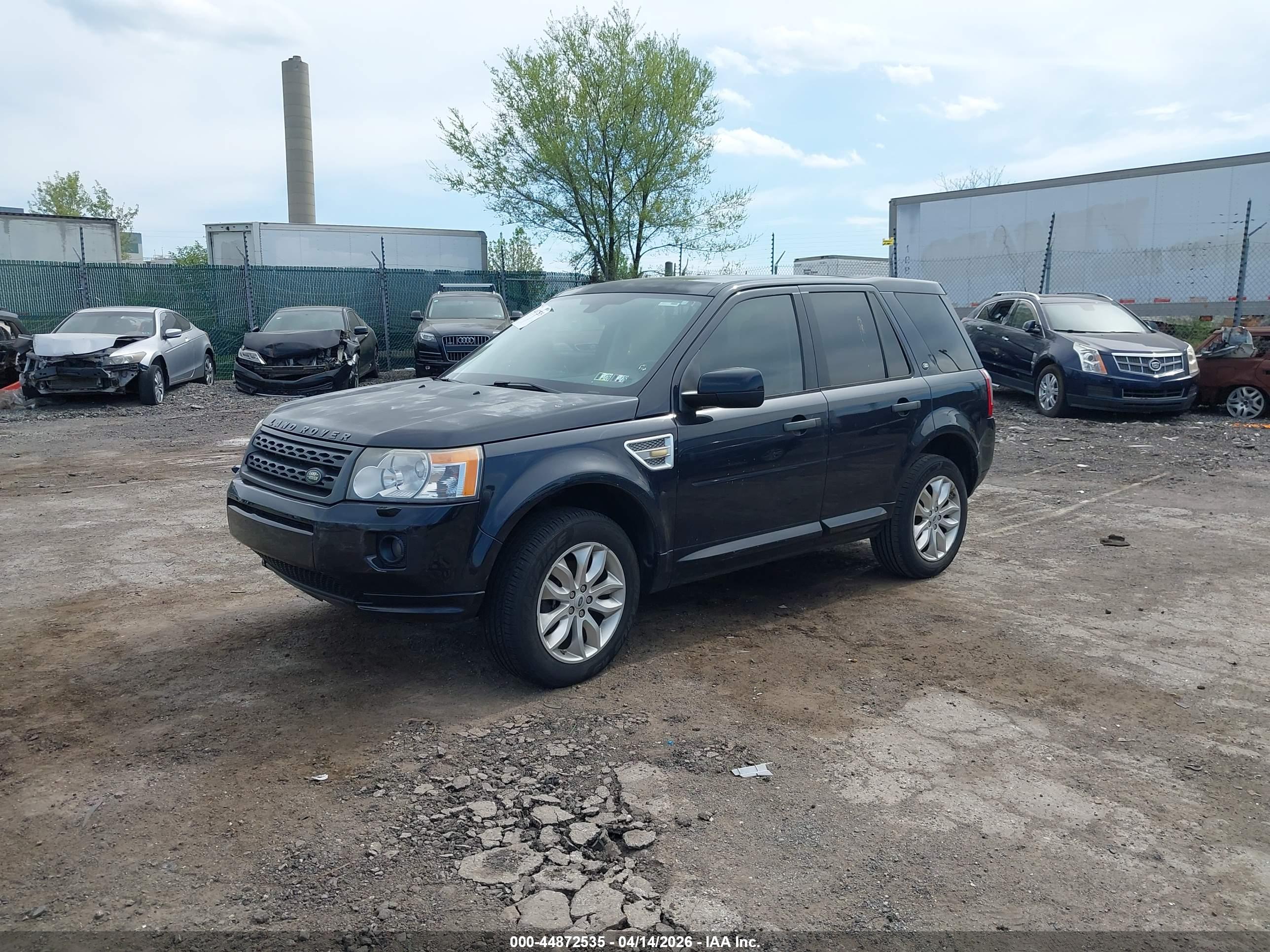 LAND ROVER image 2