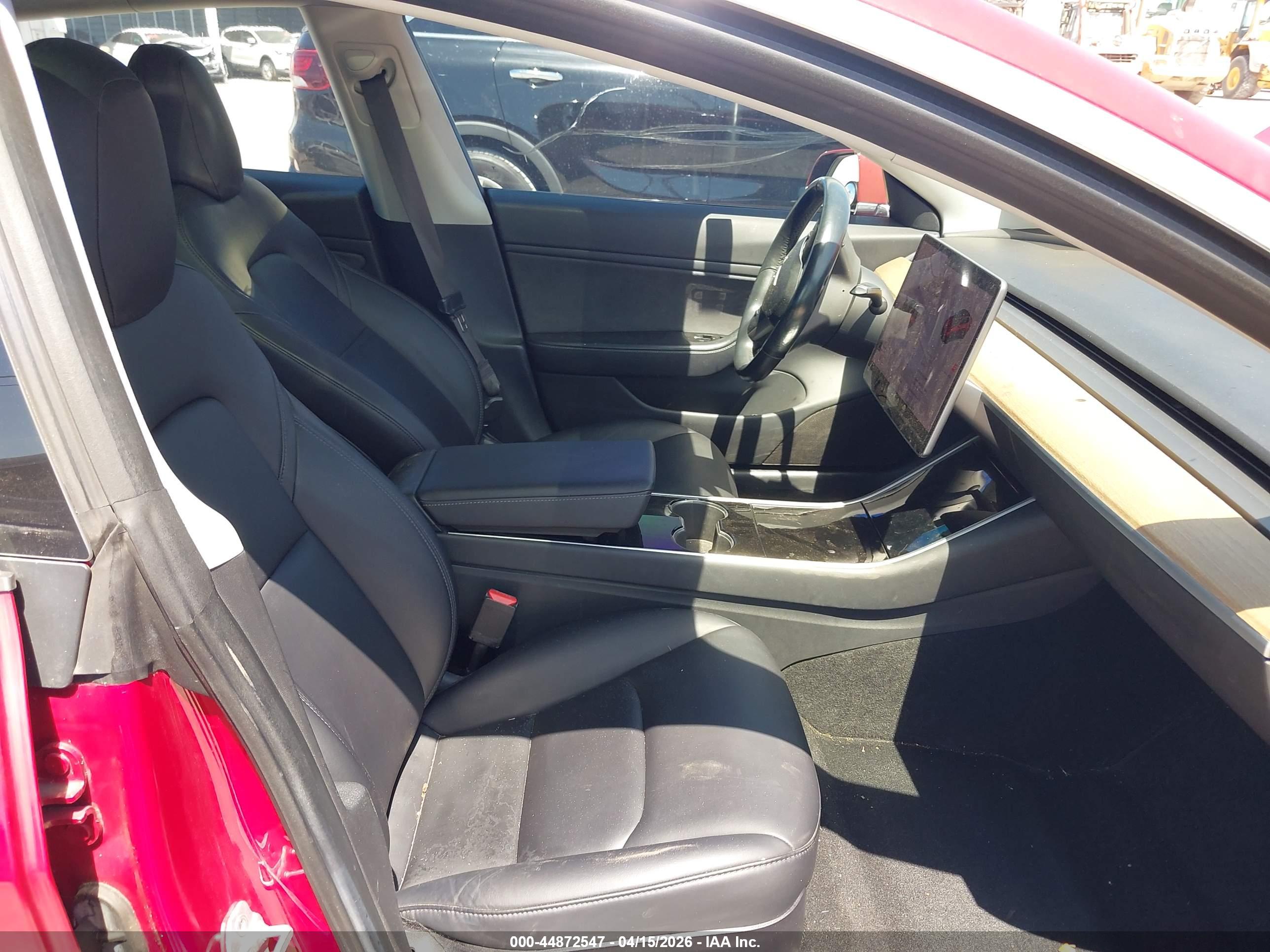 TESLA MODEL image 5