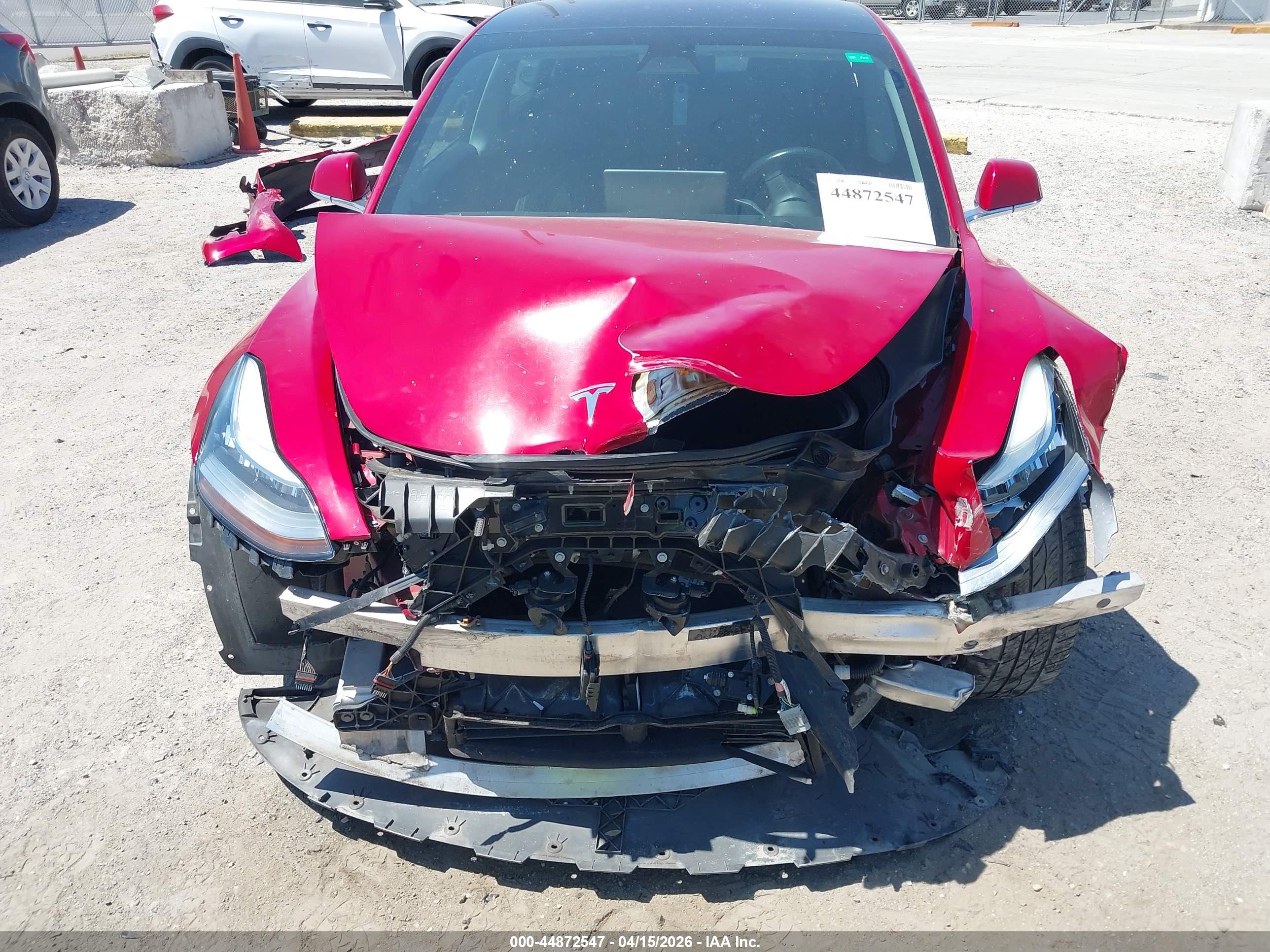 TESLA MODEL image 6