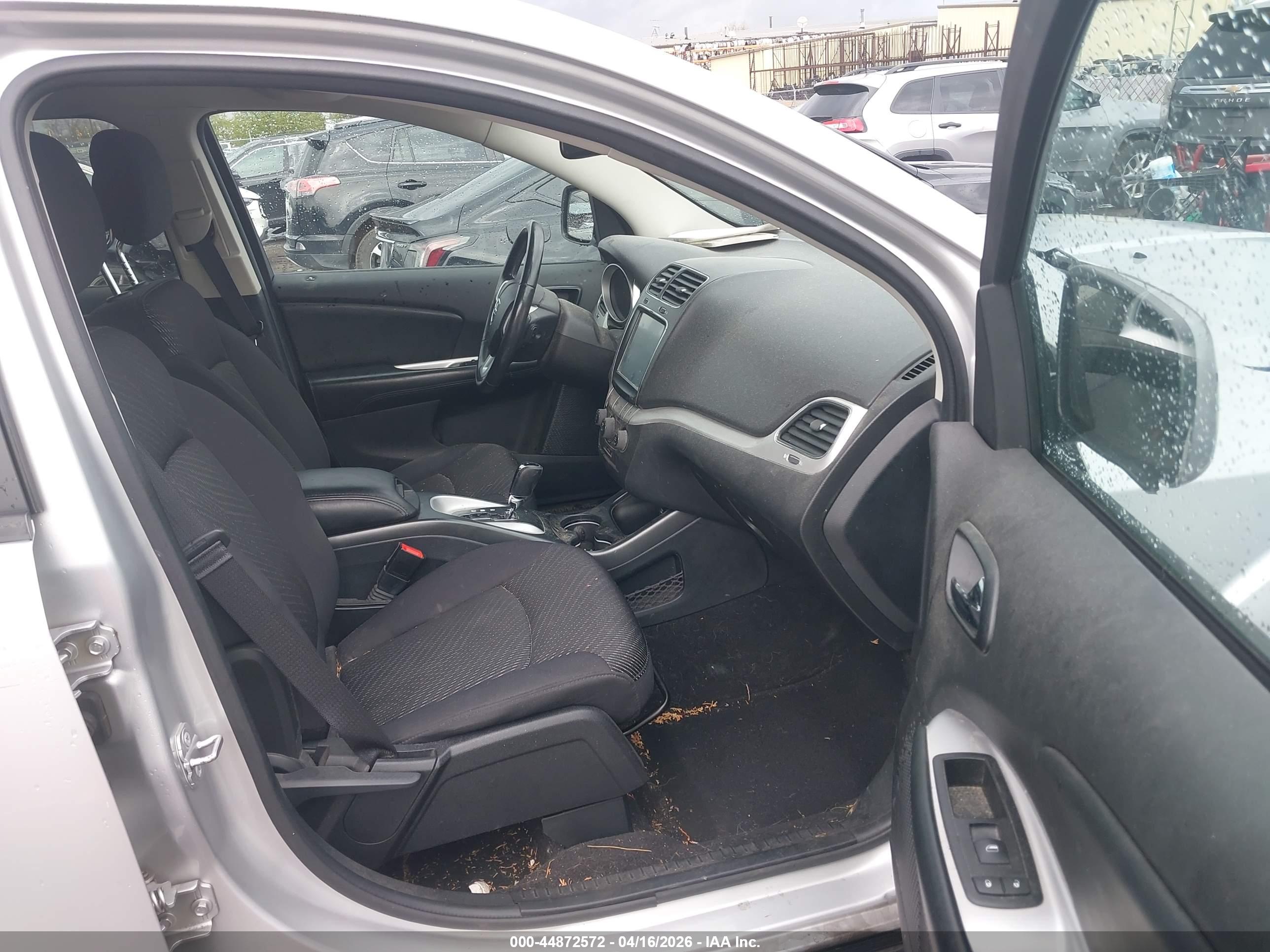DODGE JOURNEY image 5
