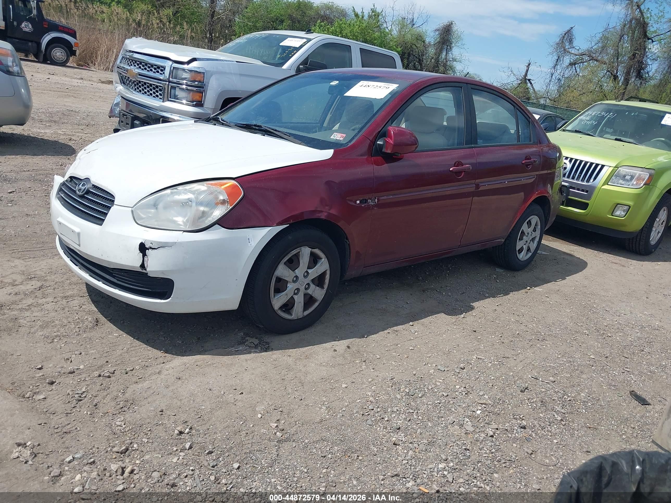 HYUNDAI ACCENT image 2