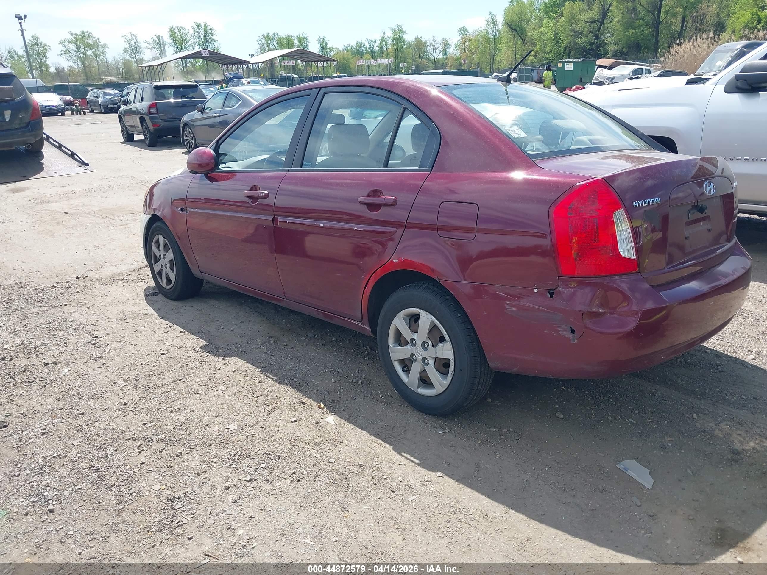 HYUNDAI ACCENT image 3