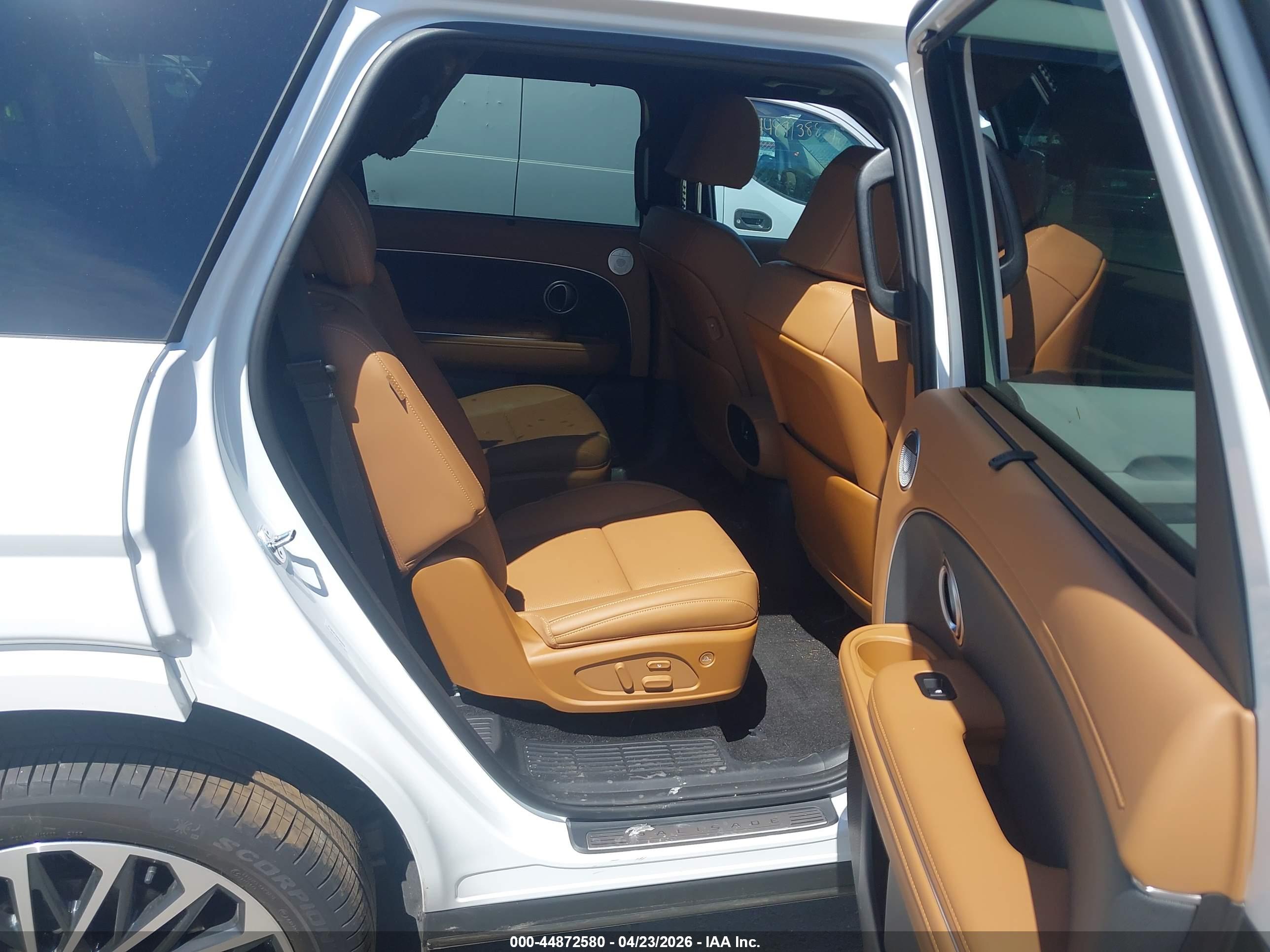 HYUNDAI PALISADE image 8