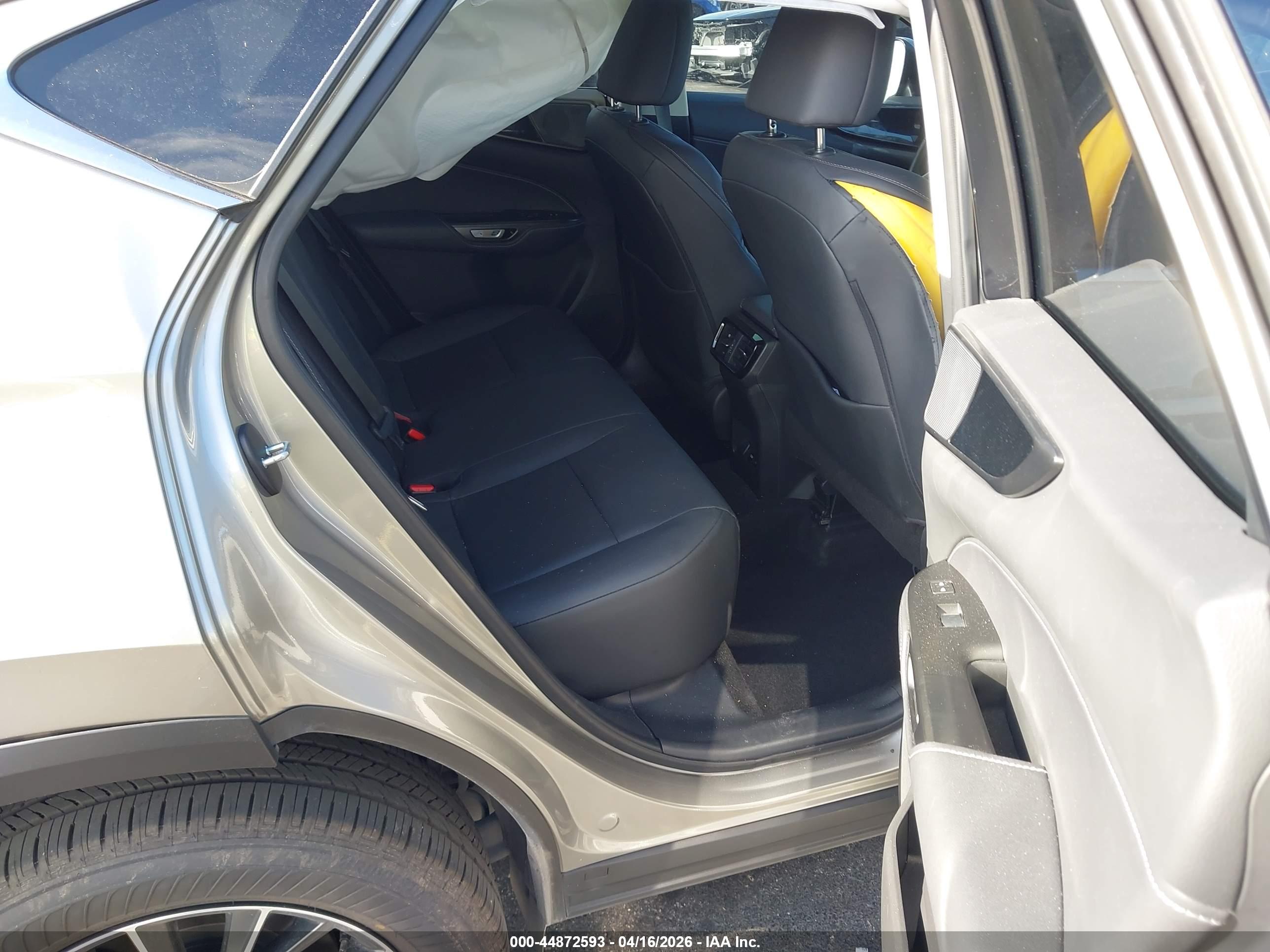 LEXUS NX image 8