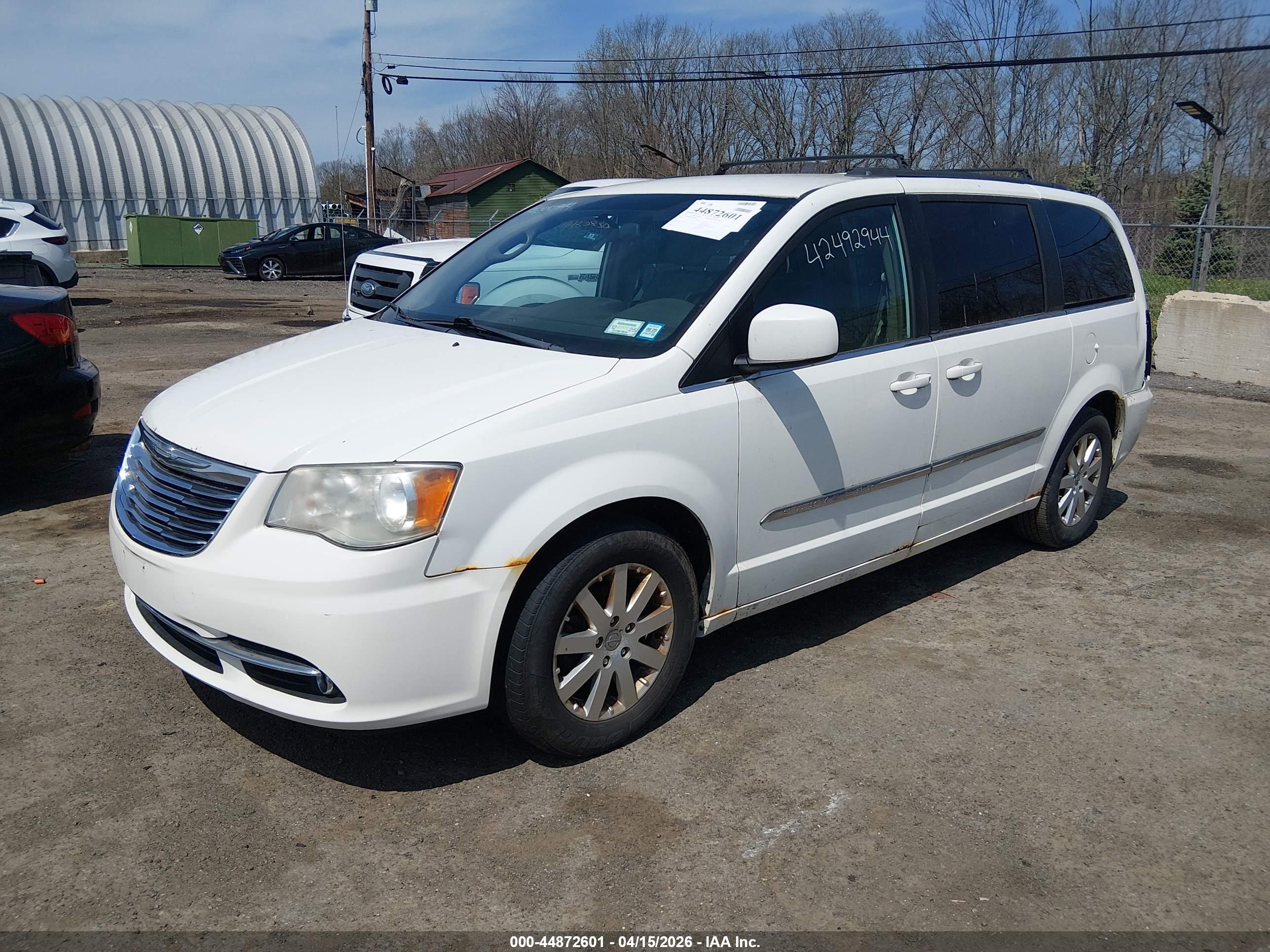 CHRYSLER TOWN image 2