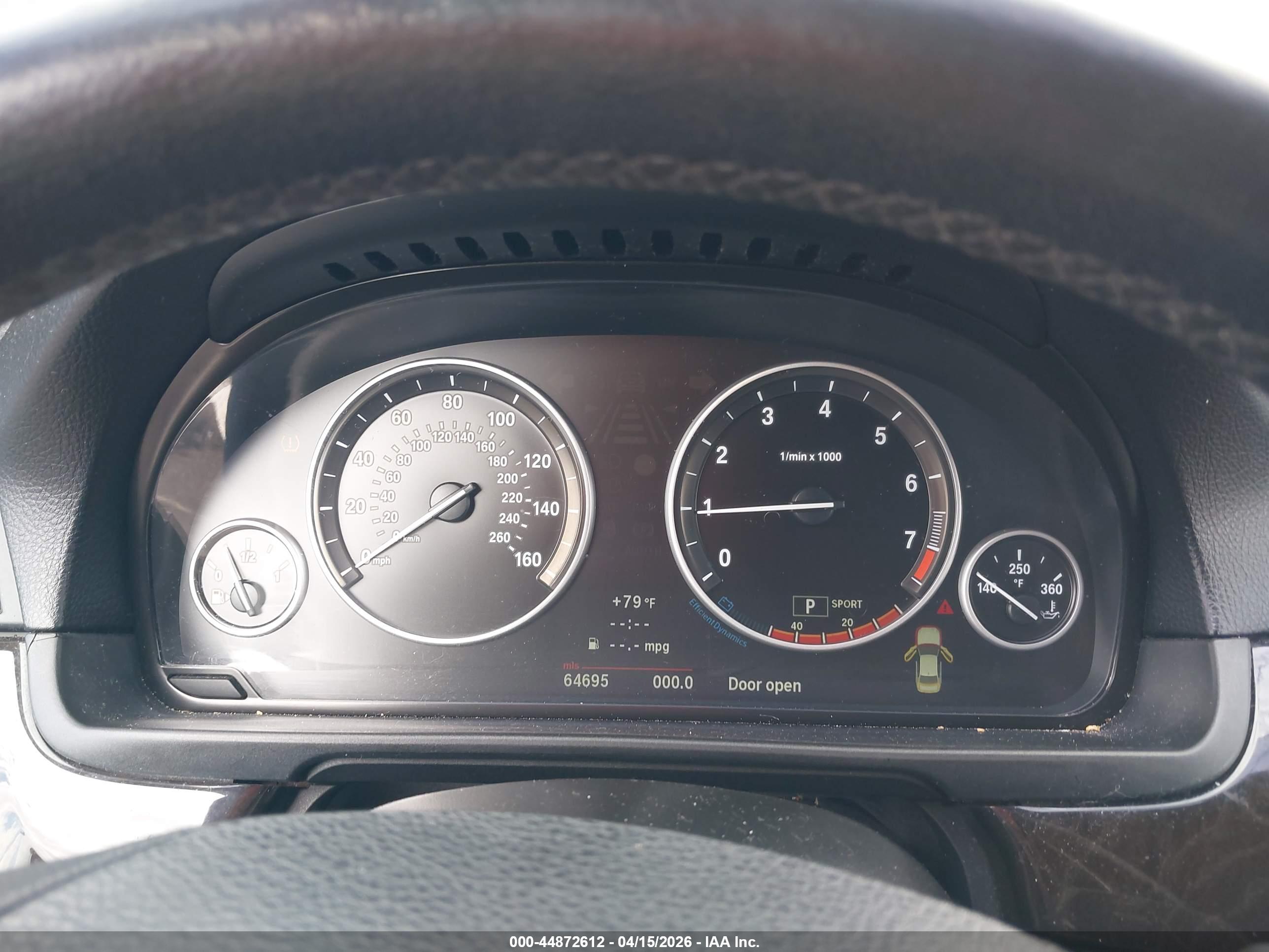 BMW 528I image 7