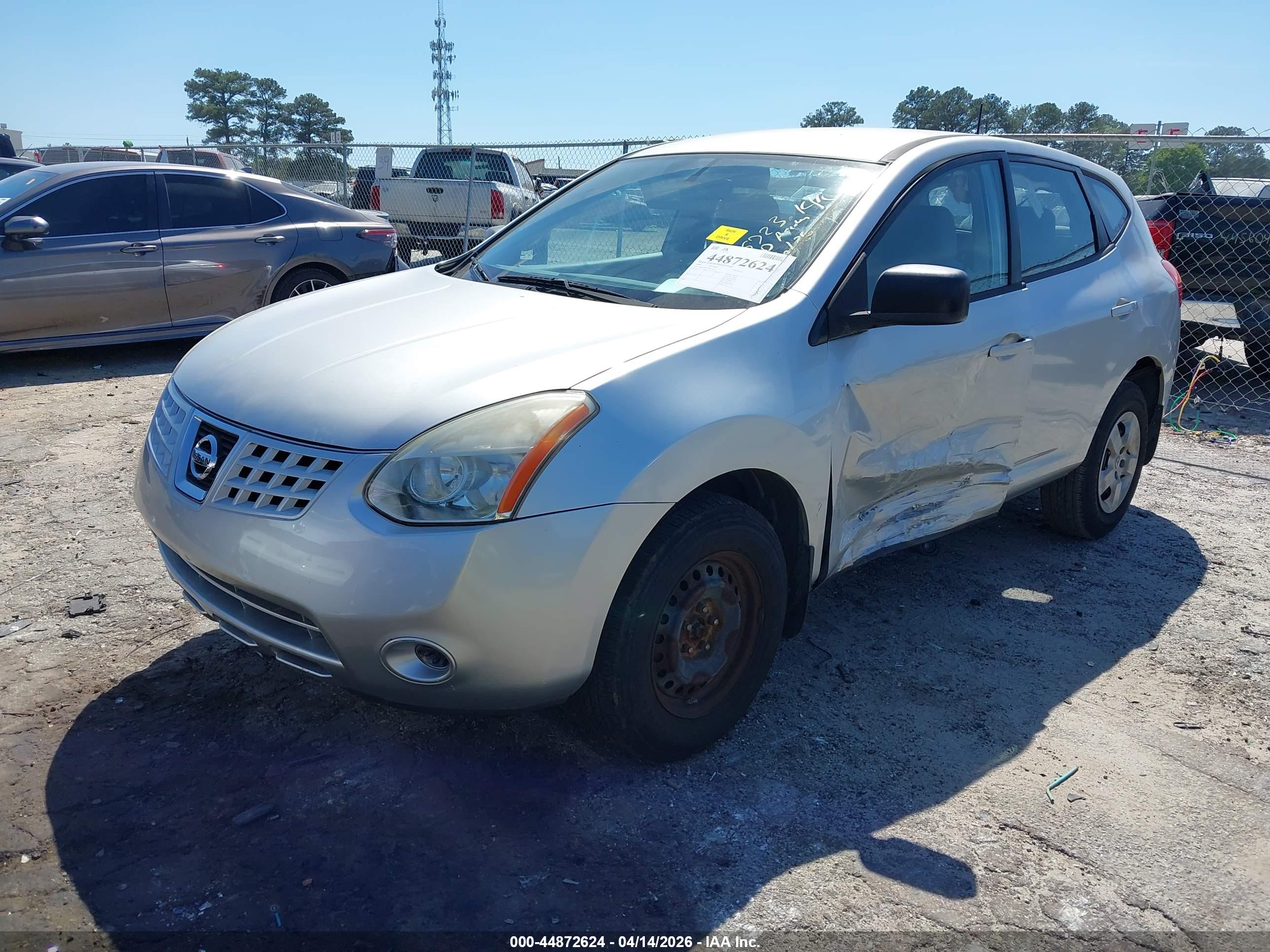 NISSAN ROGUE image 2