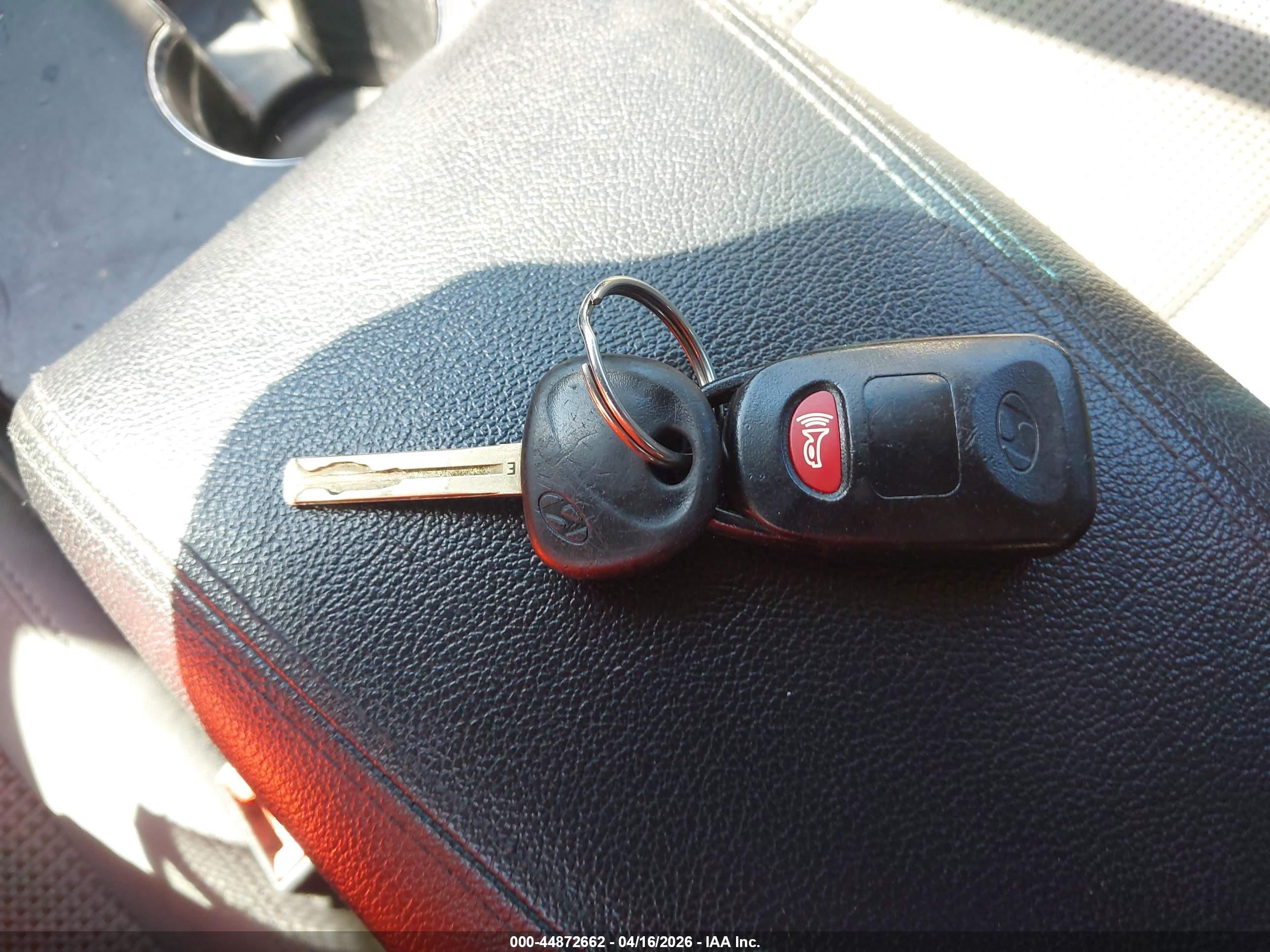 HYUNDAI SONATA image 11