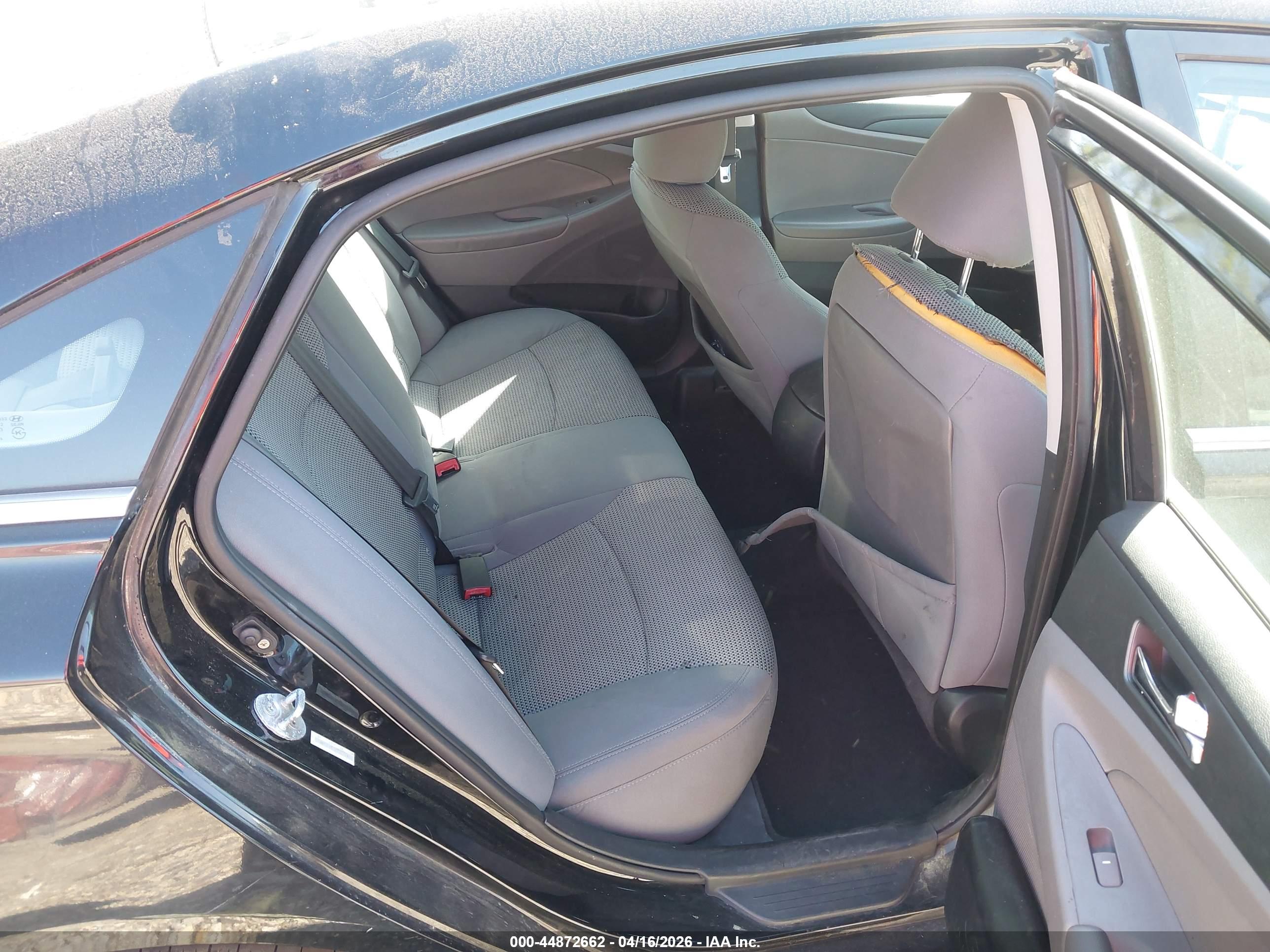HYUNDAI SONATA image 8
