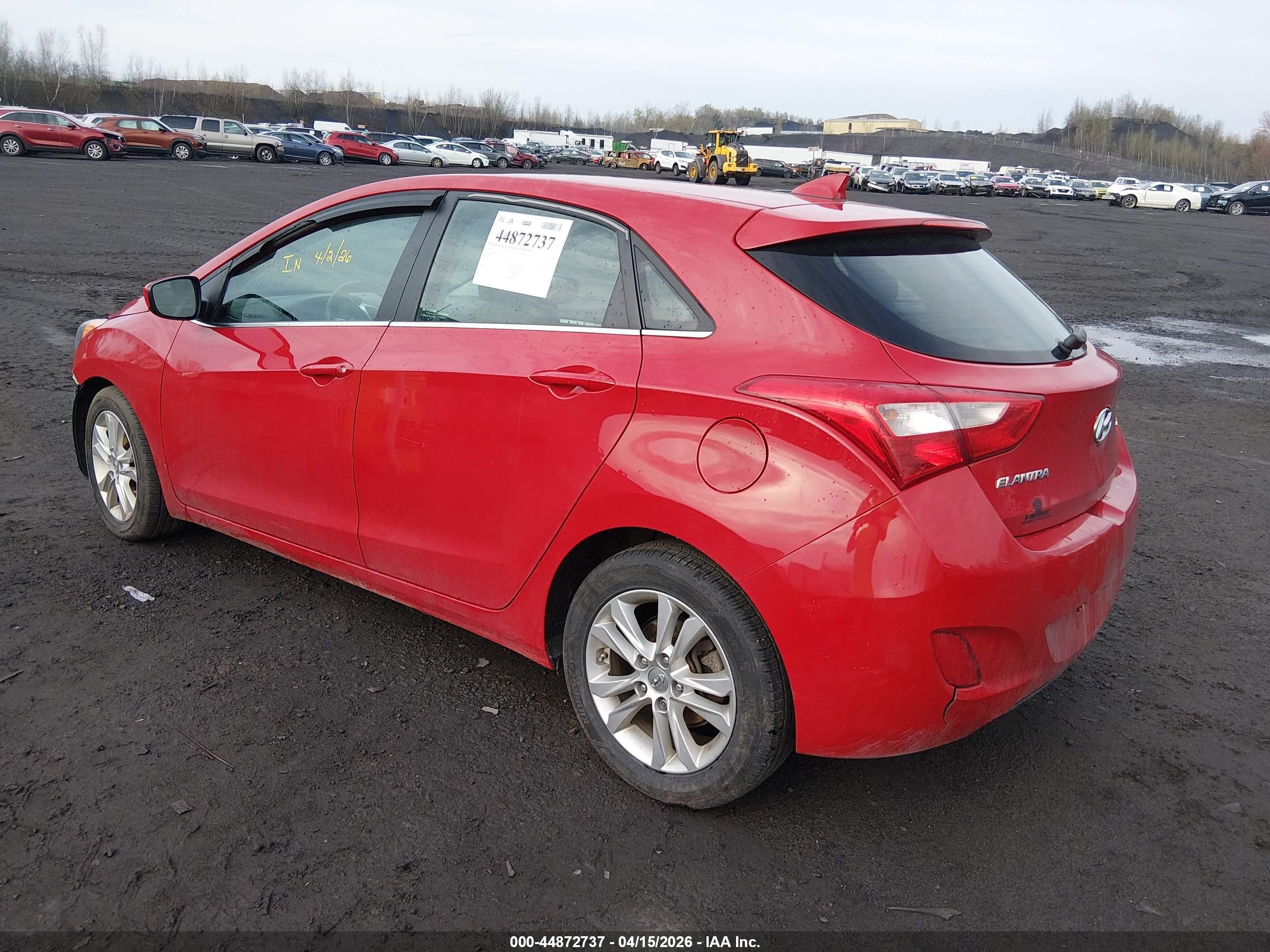 HYUNDAI ELANTRA image 3