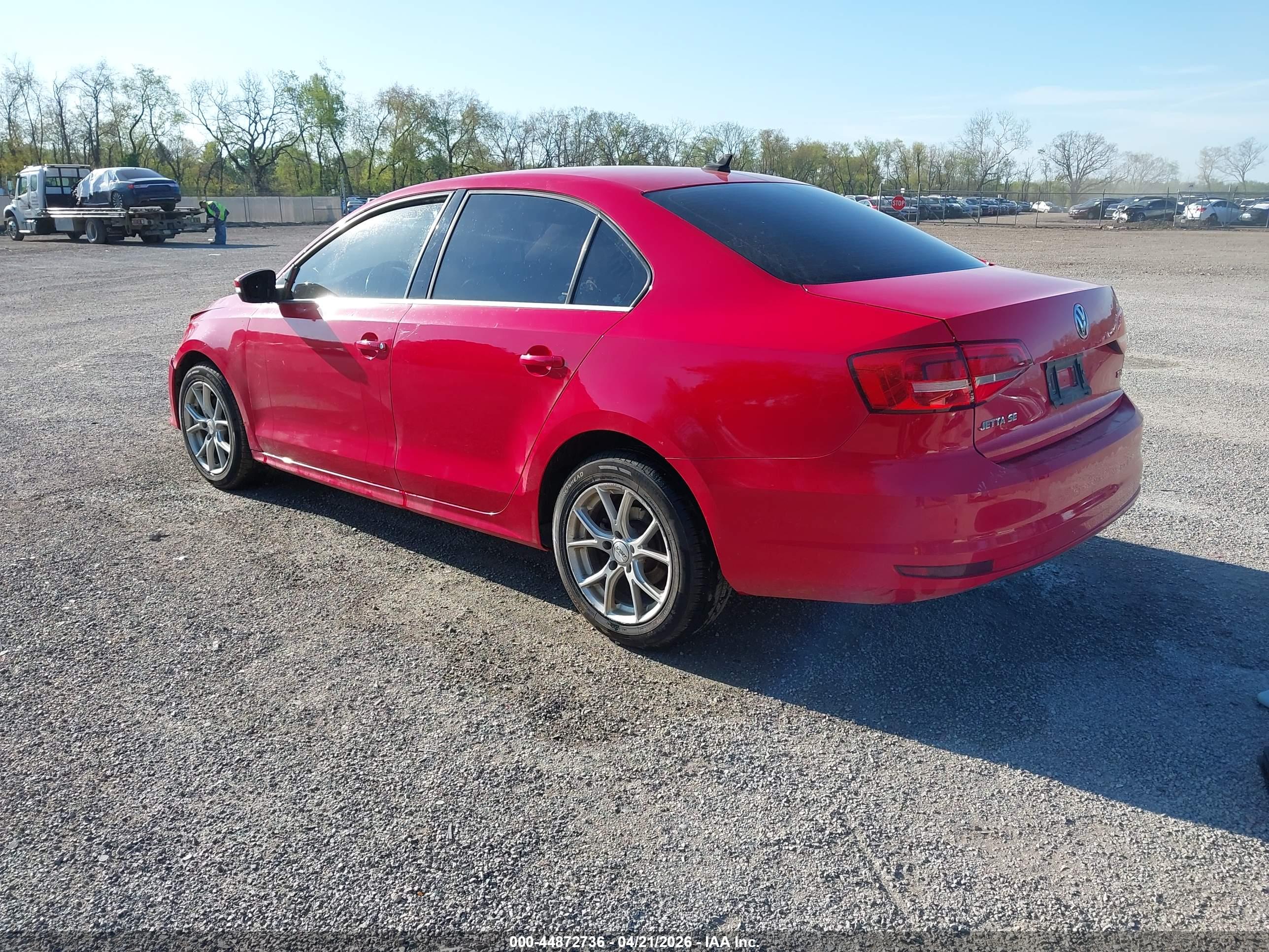 VOLKSWAGEN JETTA image 3