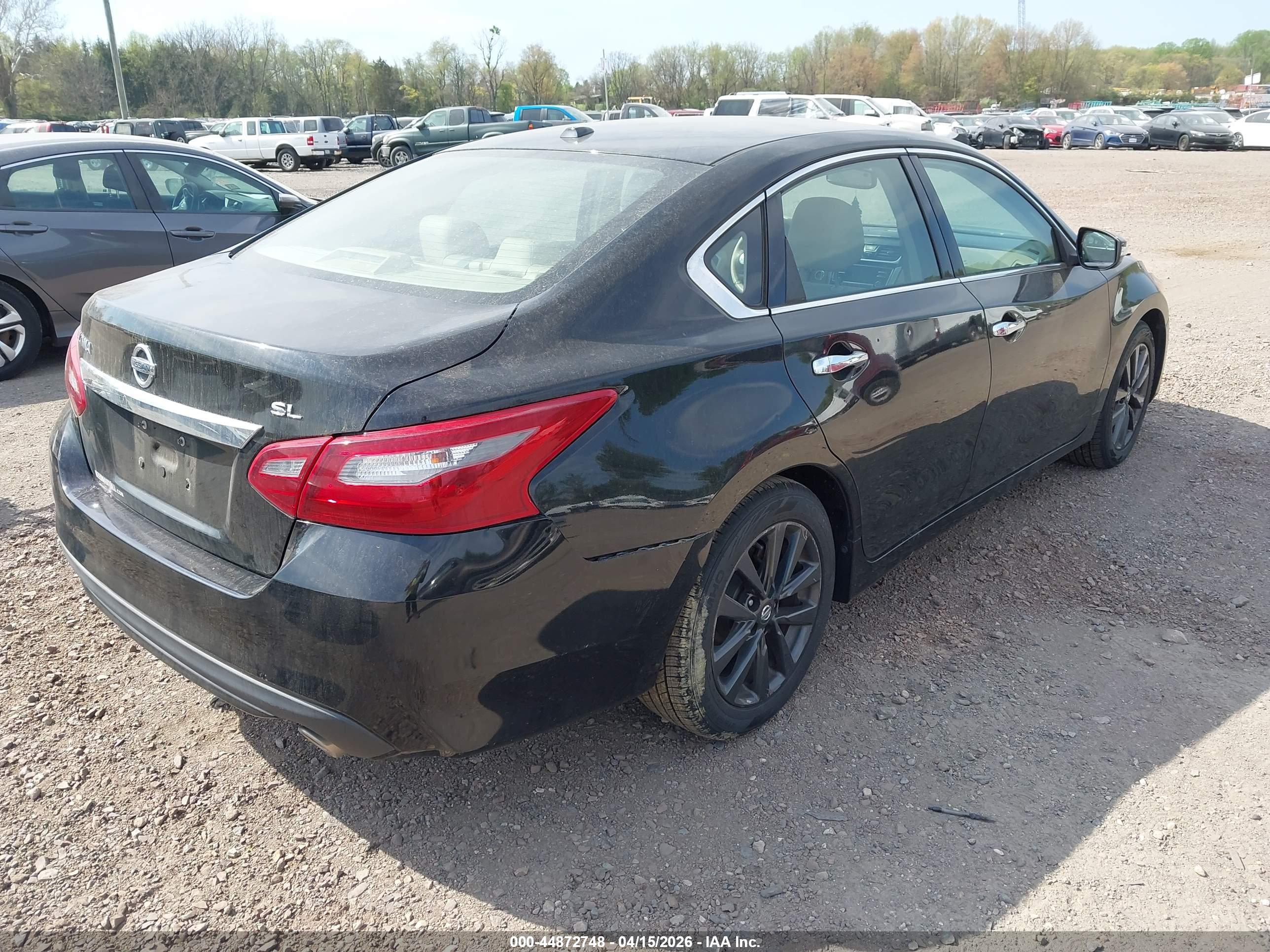 NISSAN ALTIMA image 4