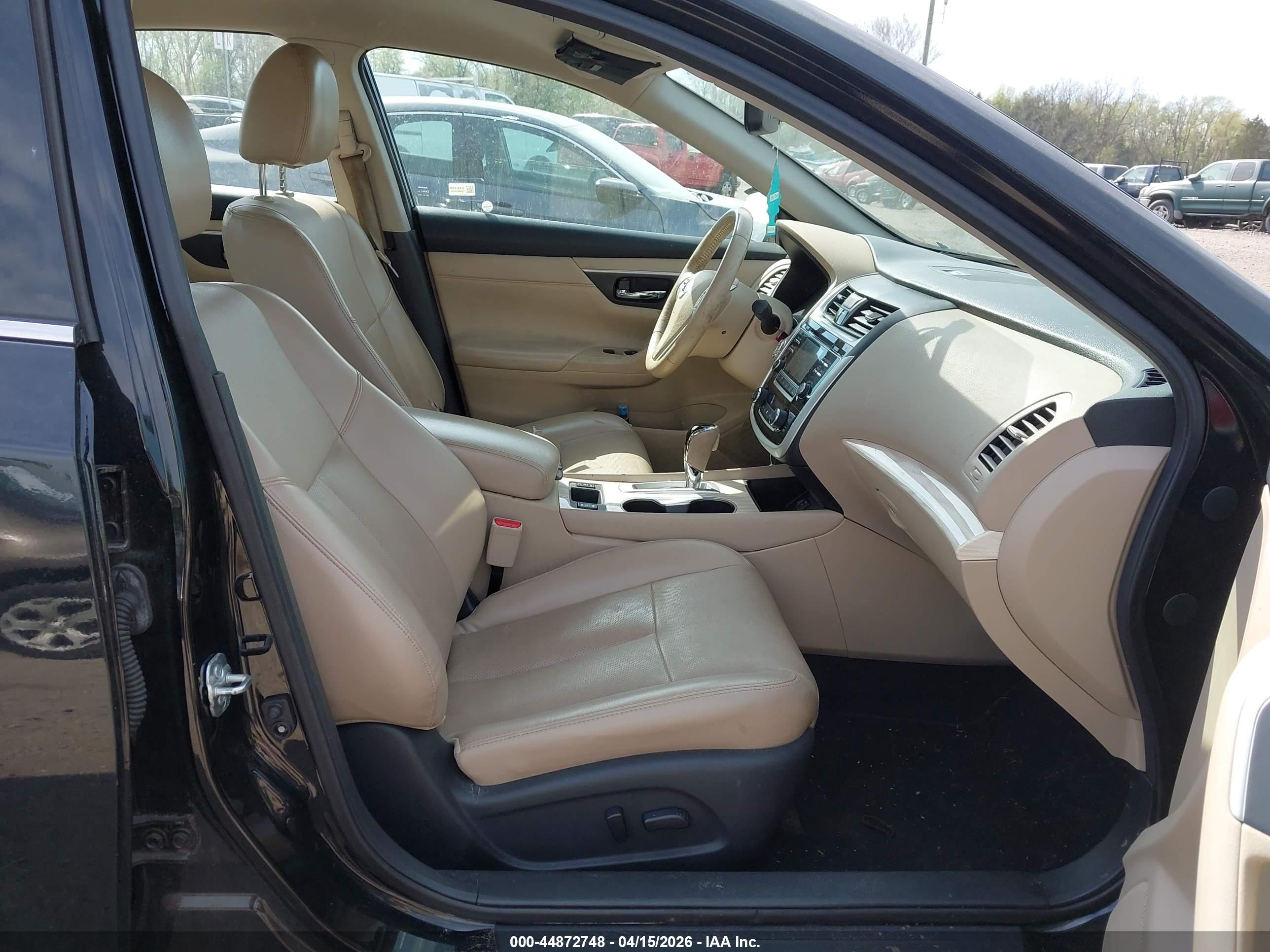 NISSAN ALTIMA image 5