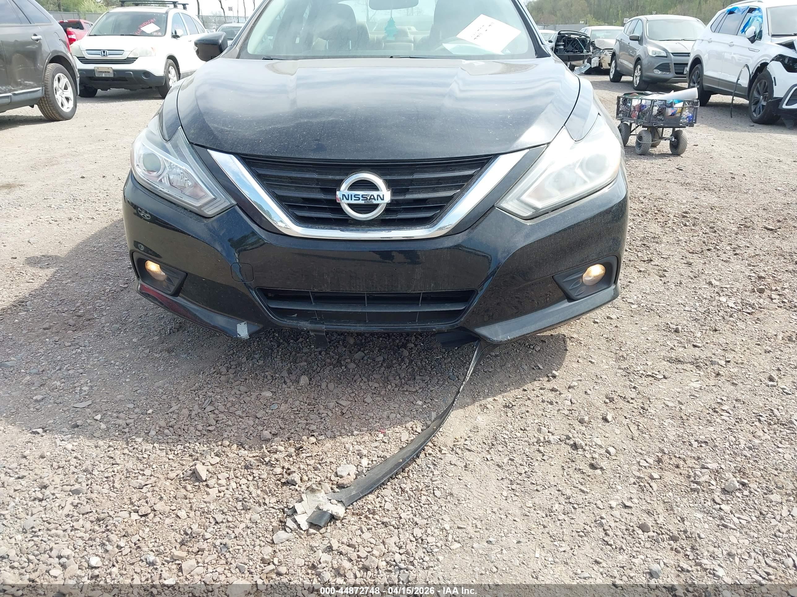 NISSAN ALTIMA image 6