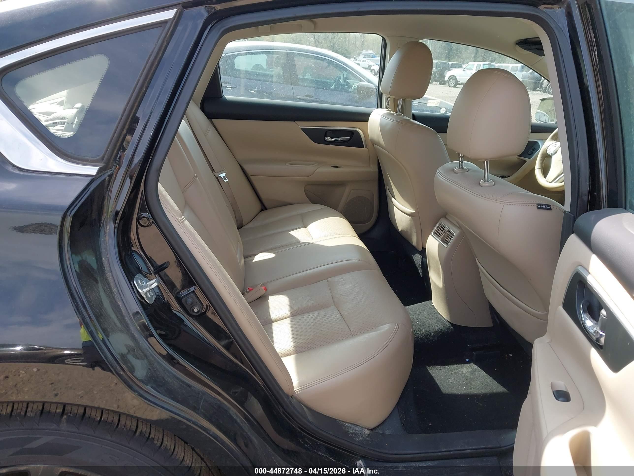 NISSAN ALTIMA image 8