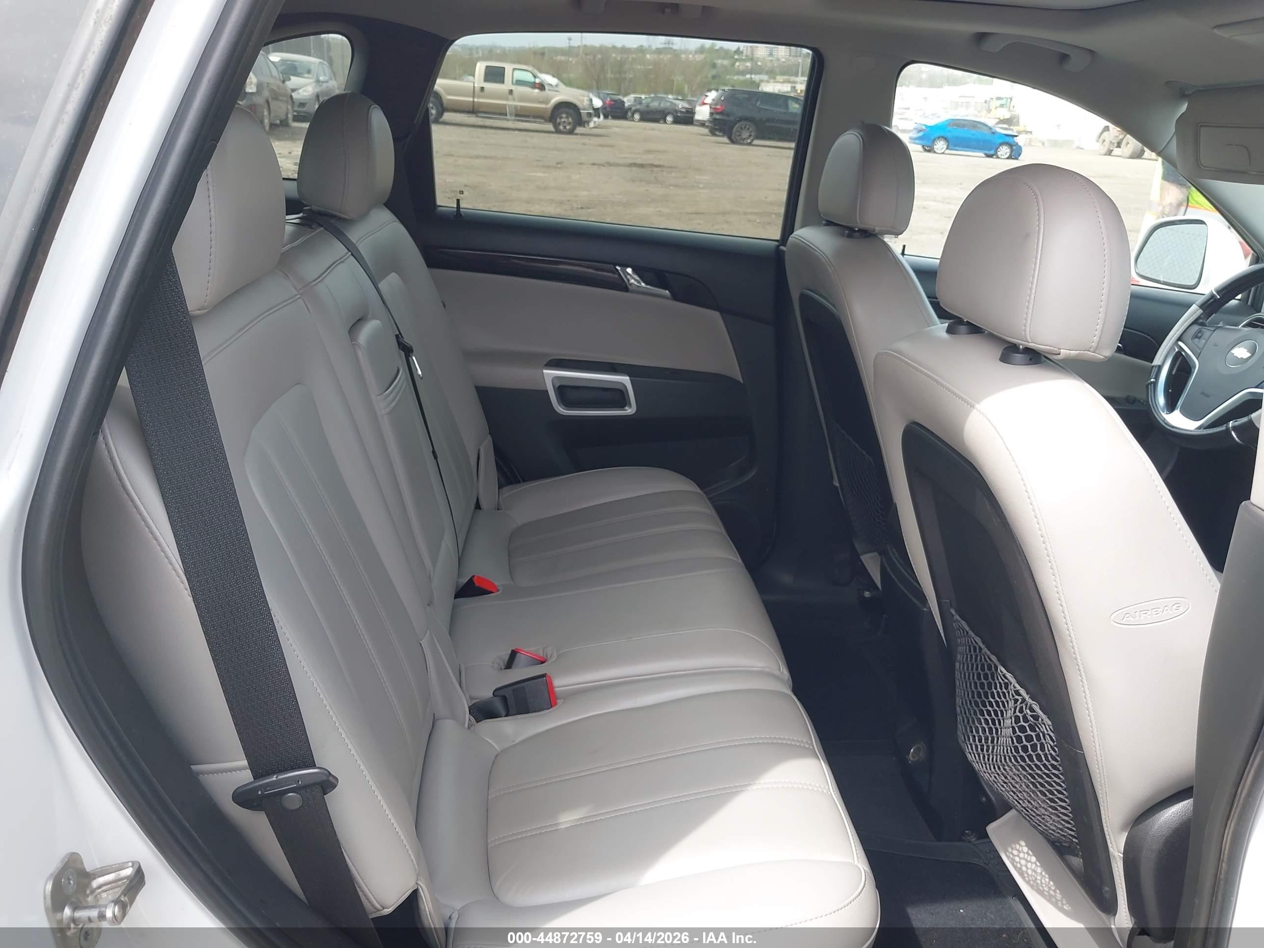 CHEVROLET CAPTIVA image 8