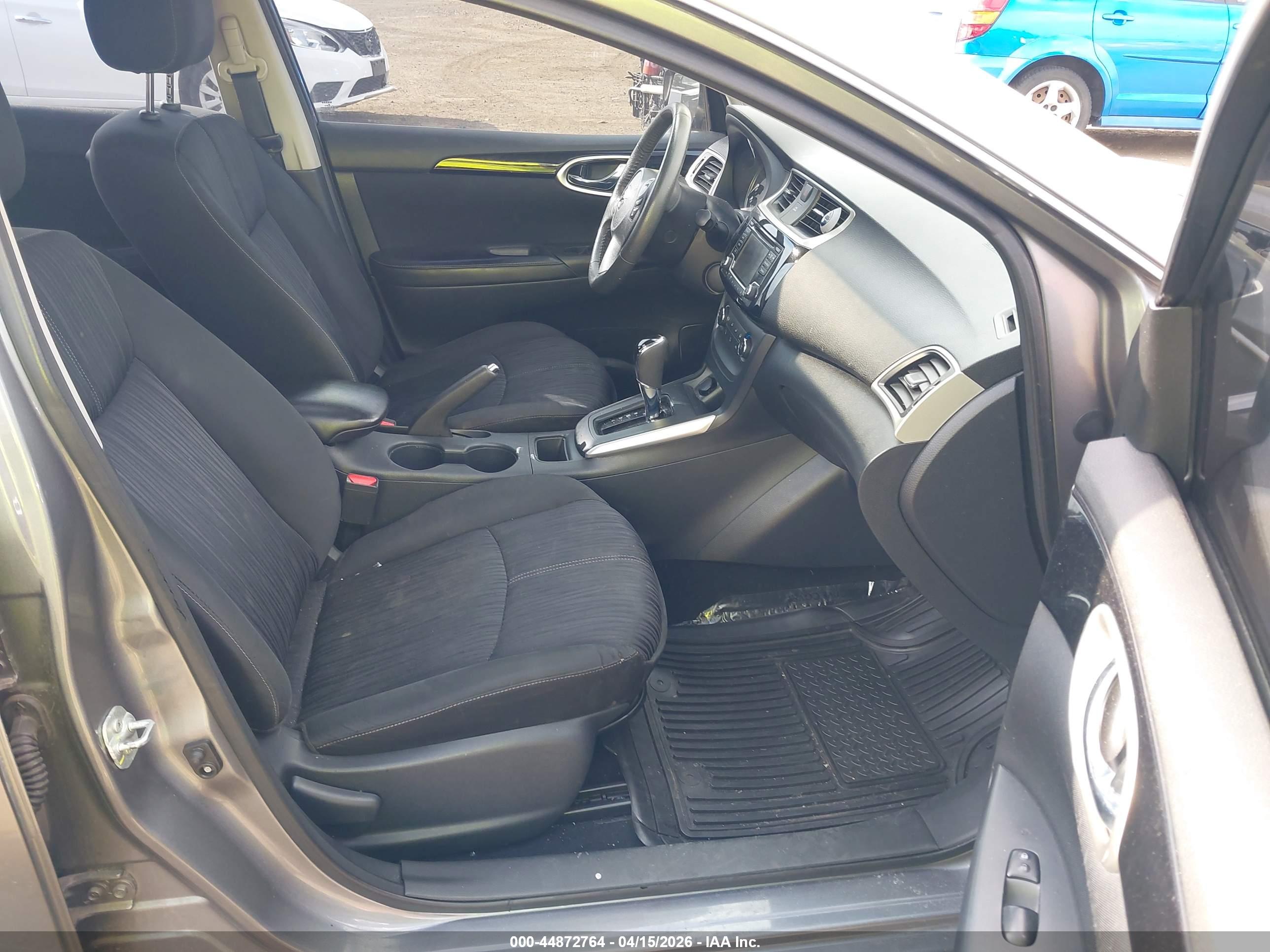 NISSAN SENTRA image 5