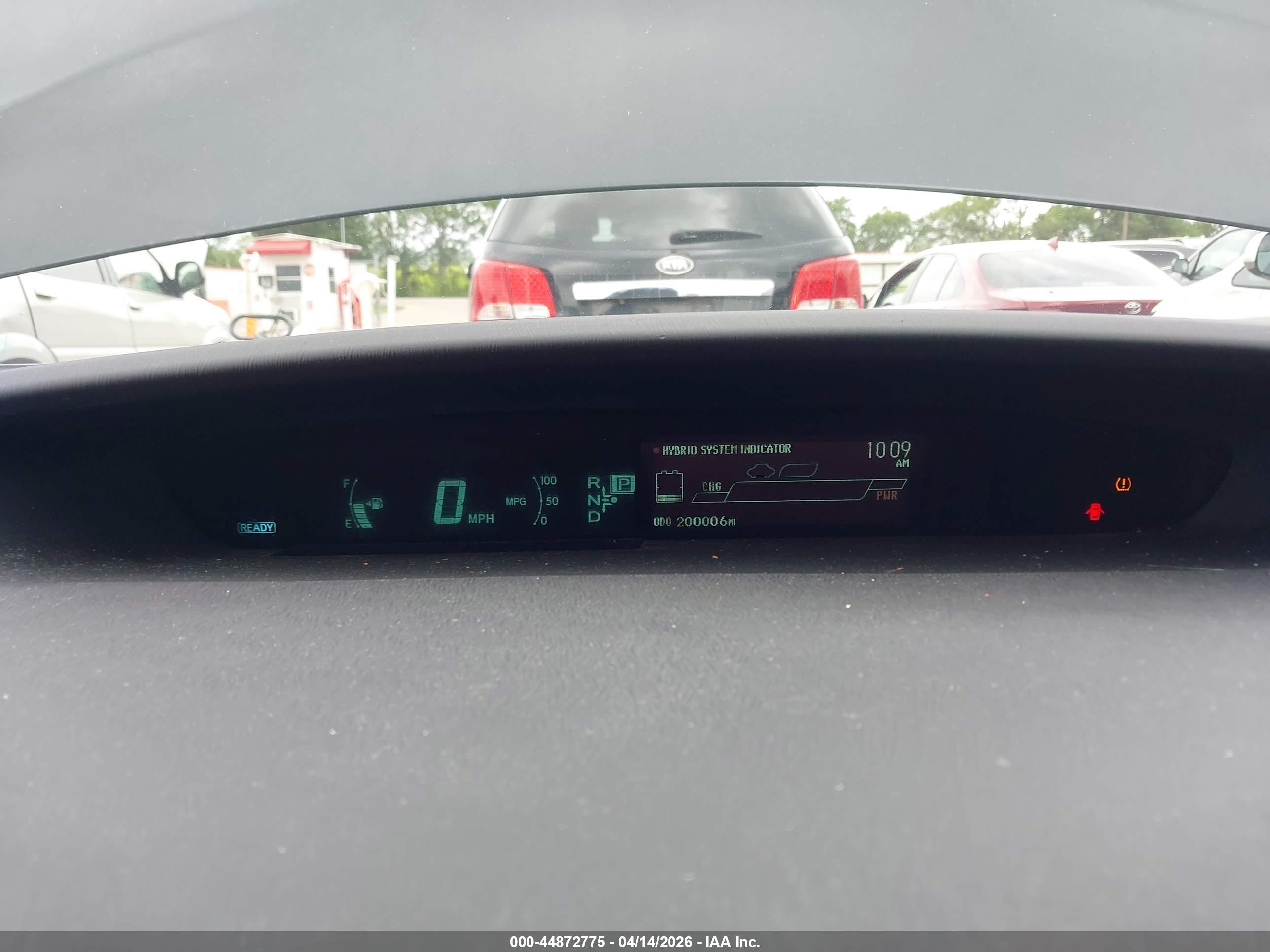 TOYOTA PRIUS image 7