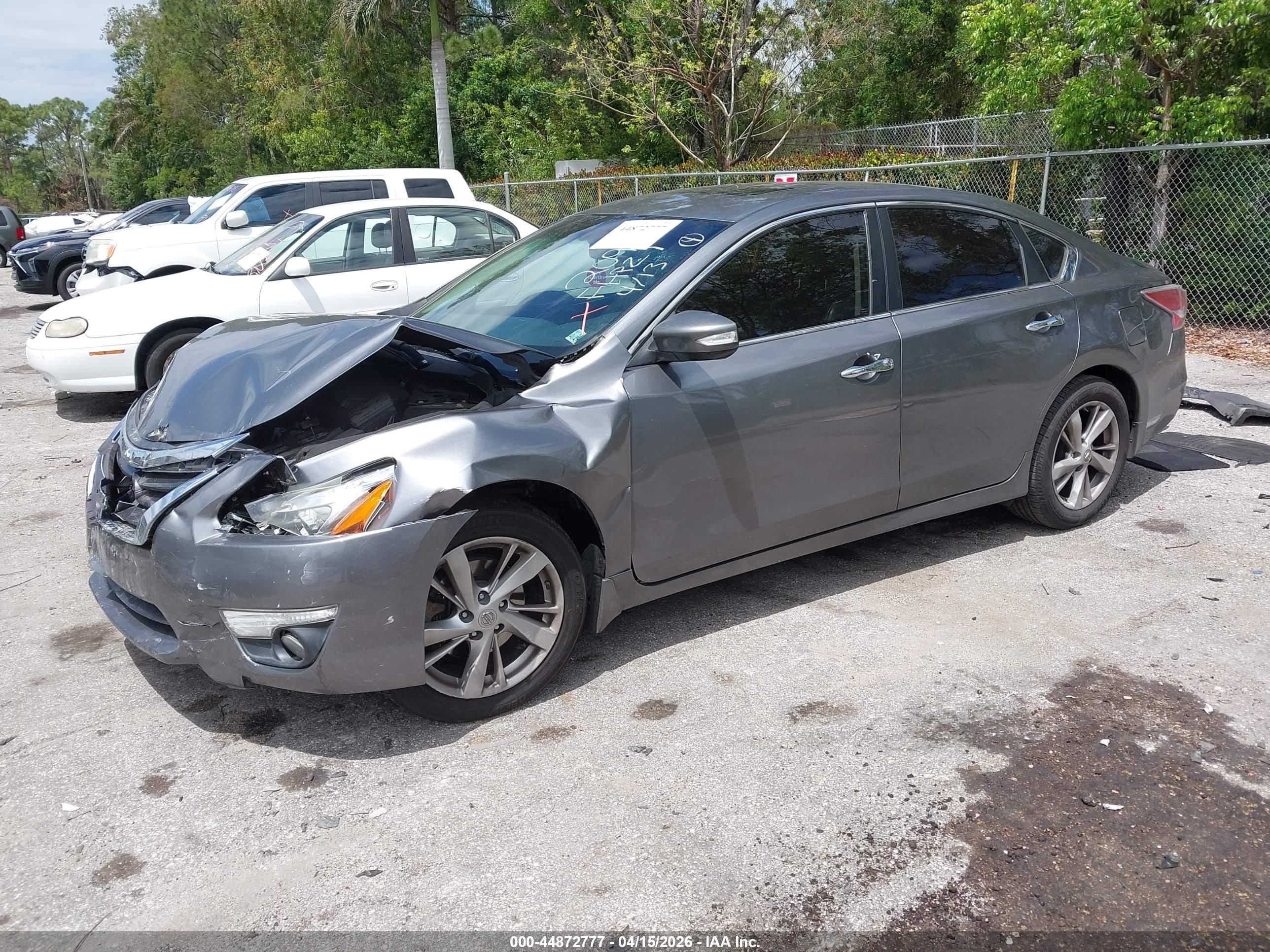 NISSAN ALTIMA image 2