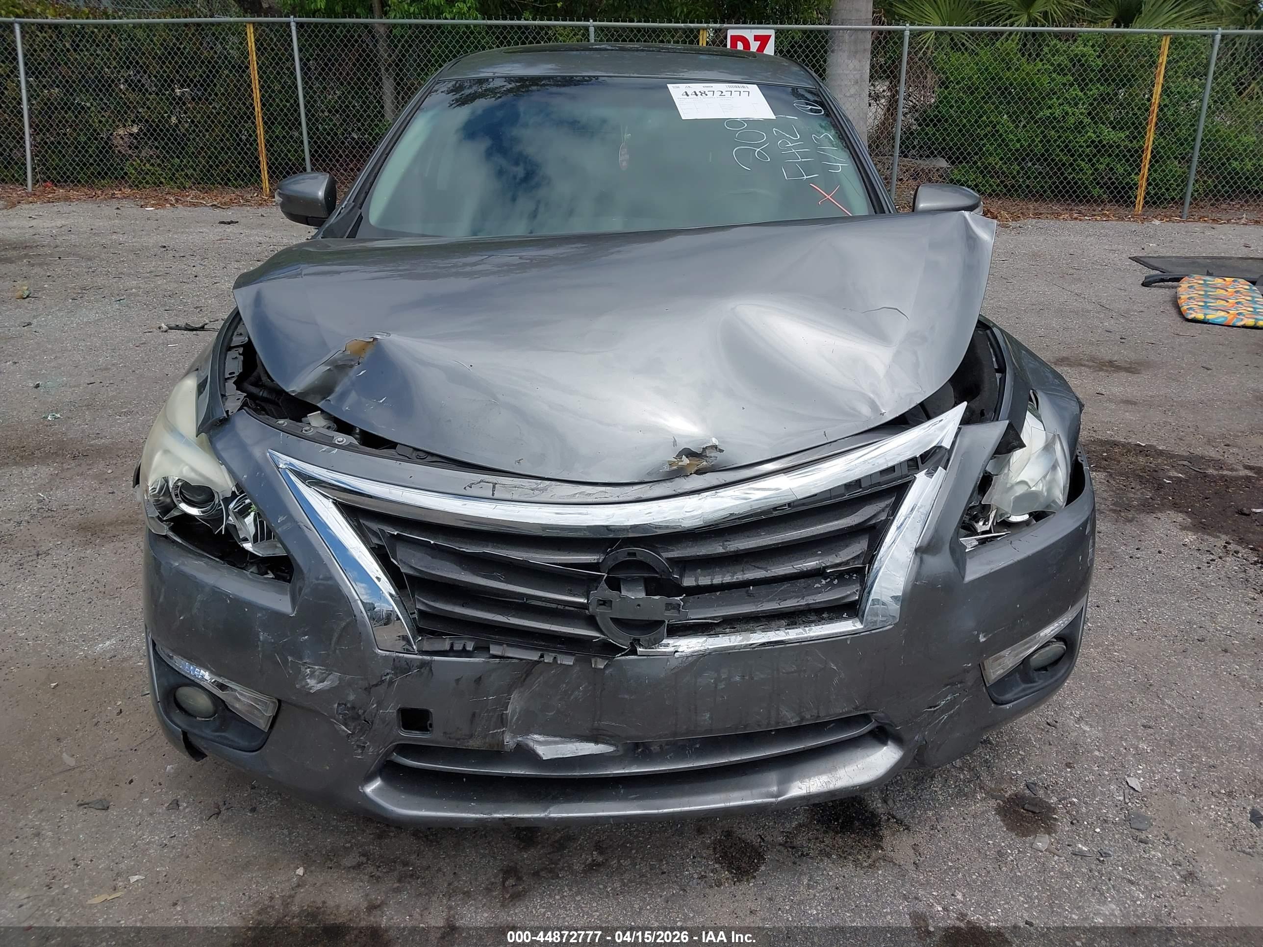 NISSAN ALTIMA image 6