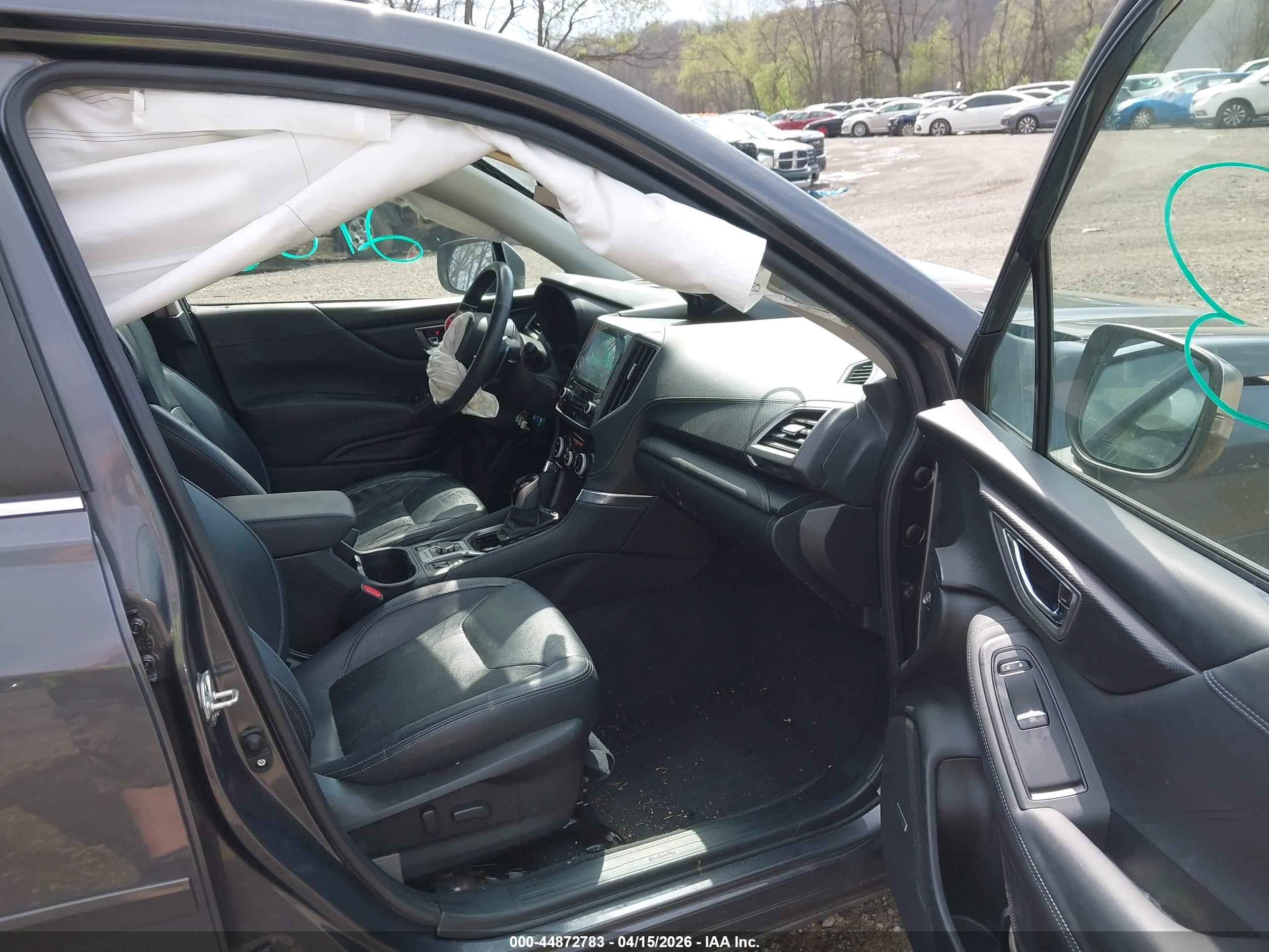 SUBARU FORESTER image 5