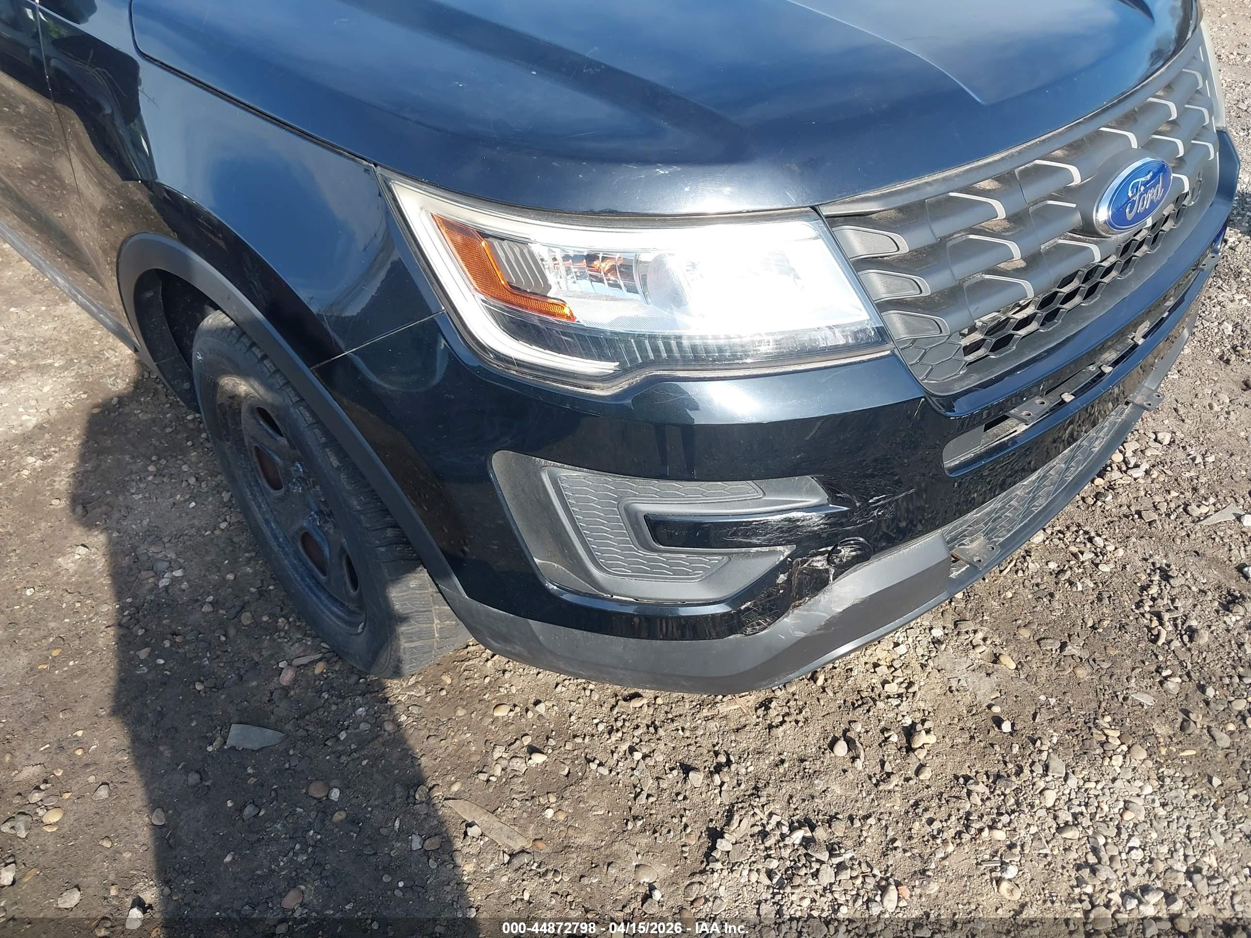 FORD UTILITY image 6