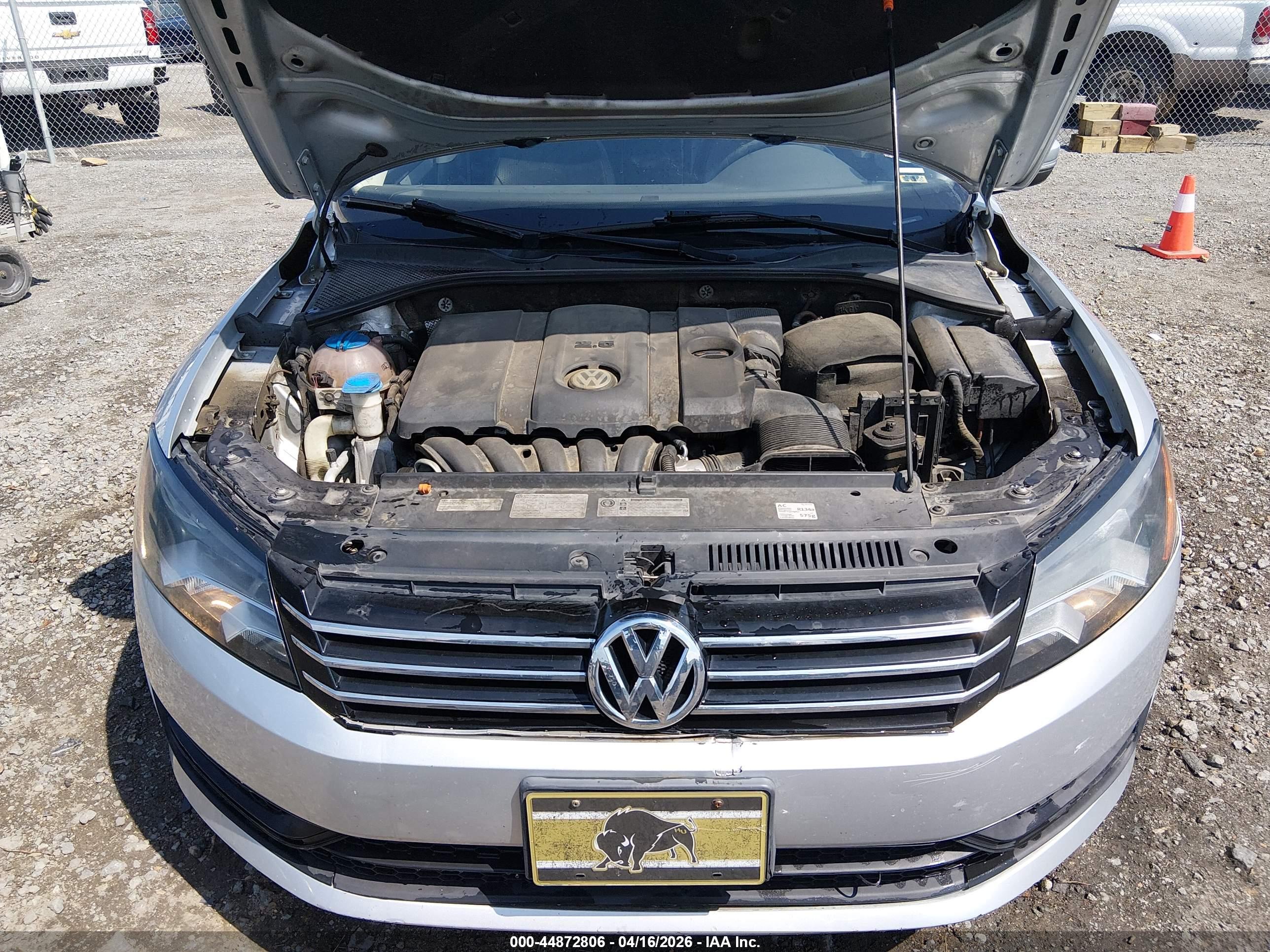 VOLKSWAGEN PASSAT image 10