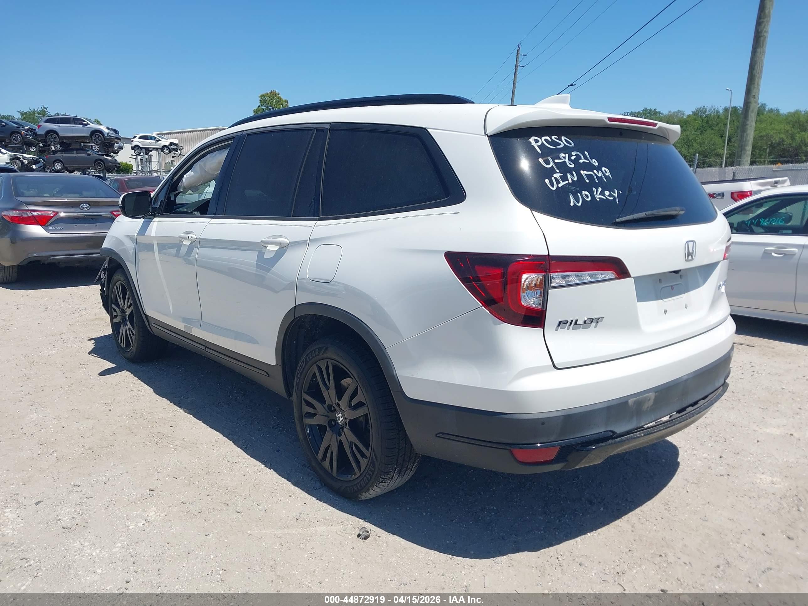 HONDA PILOT image 3