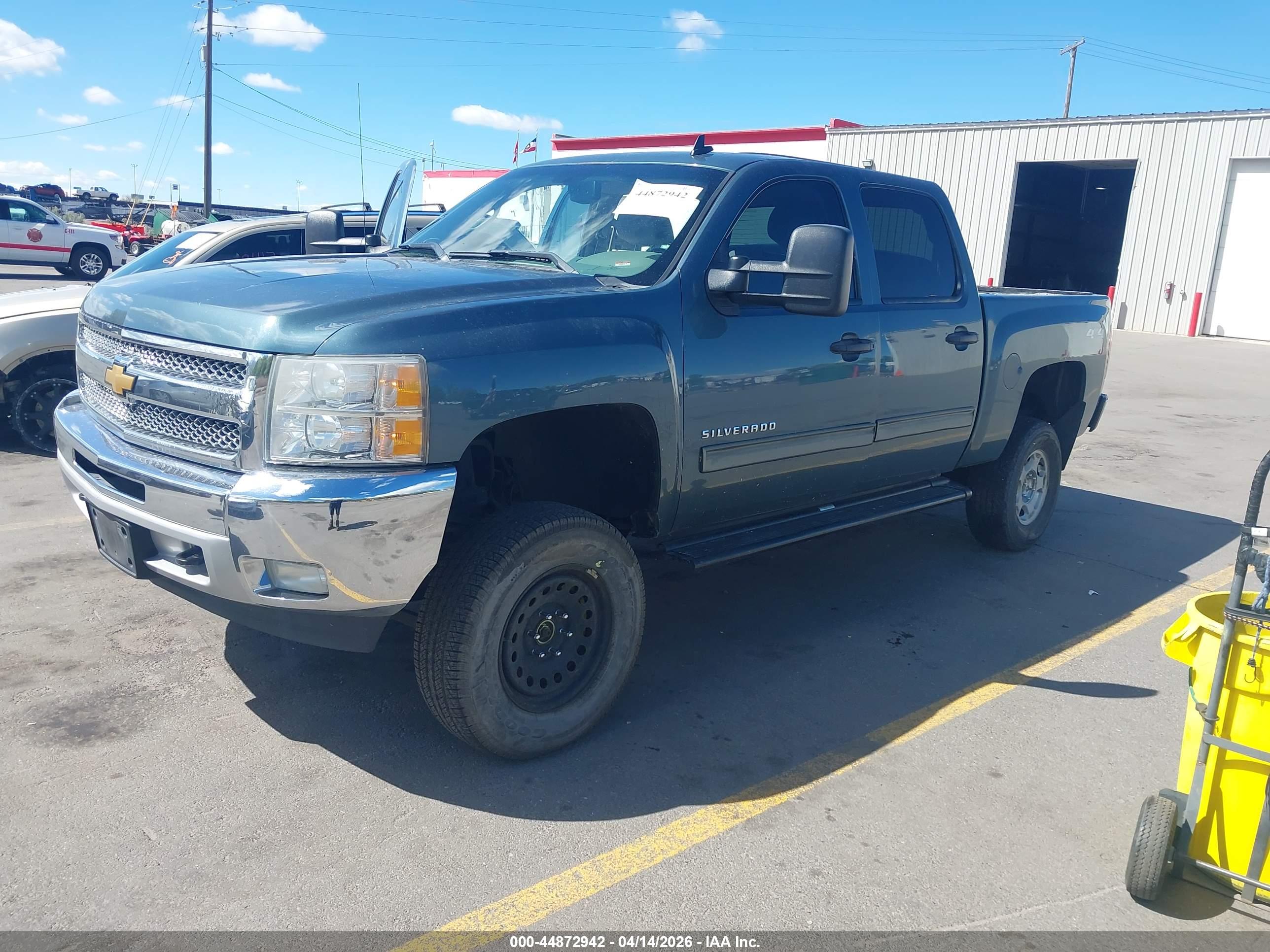 CHEVROLET SILVERADO image 2