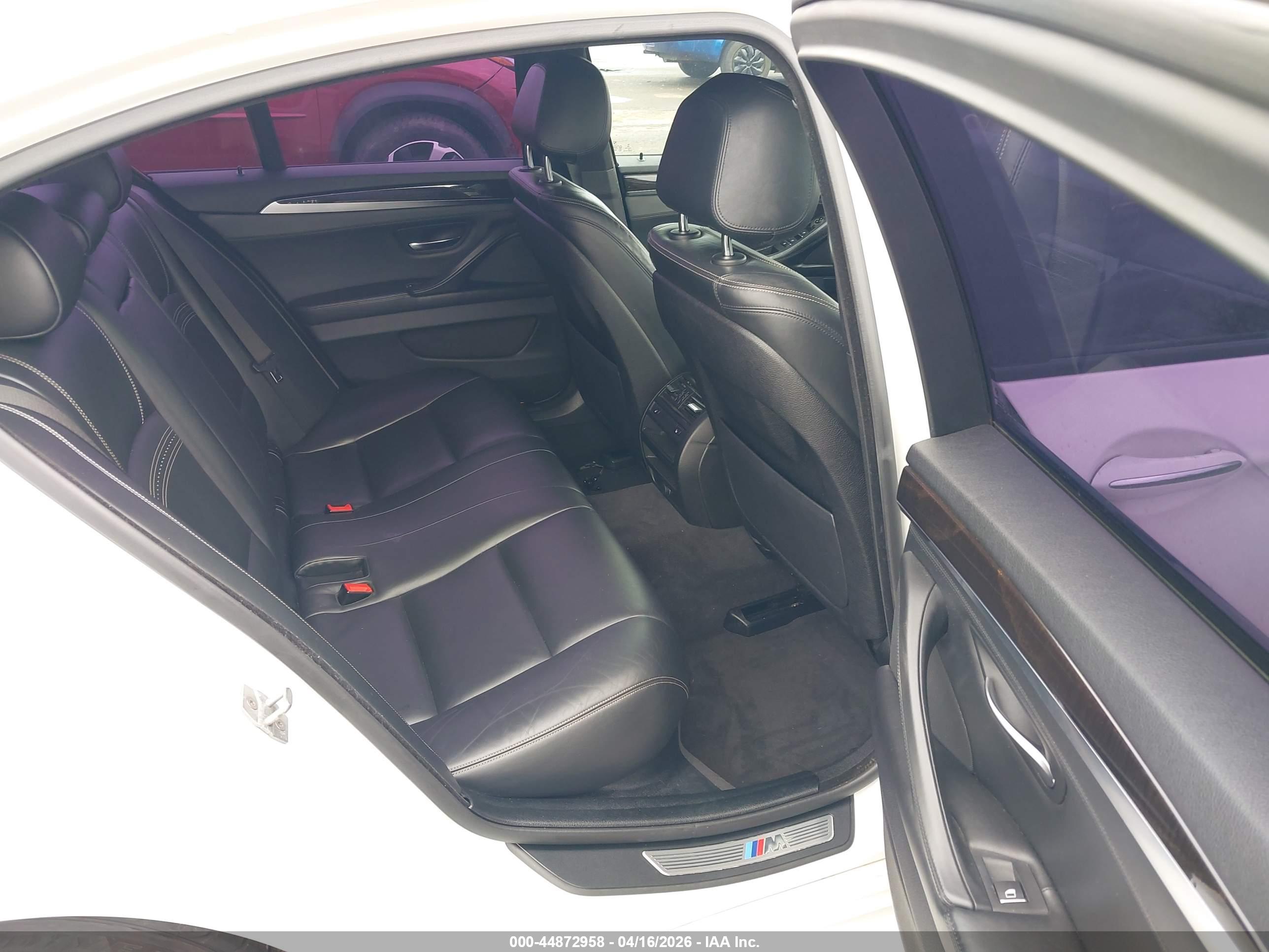 BMW 535I image 8