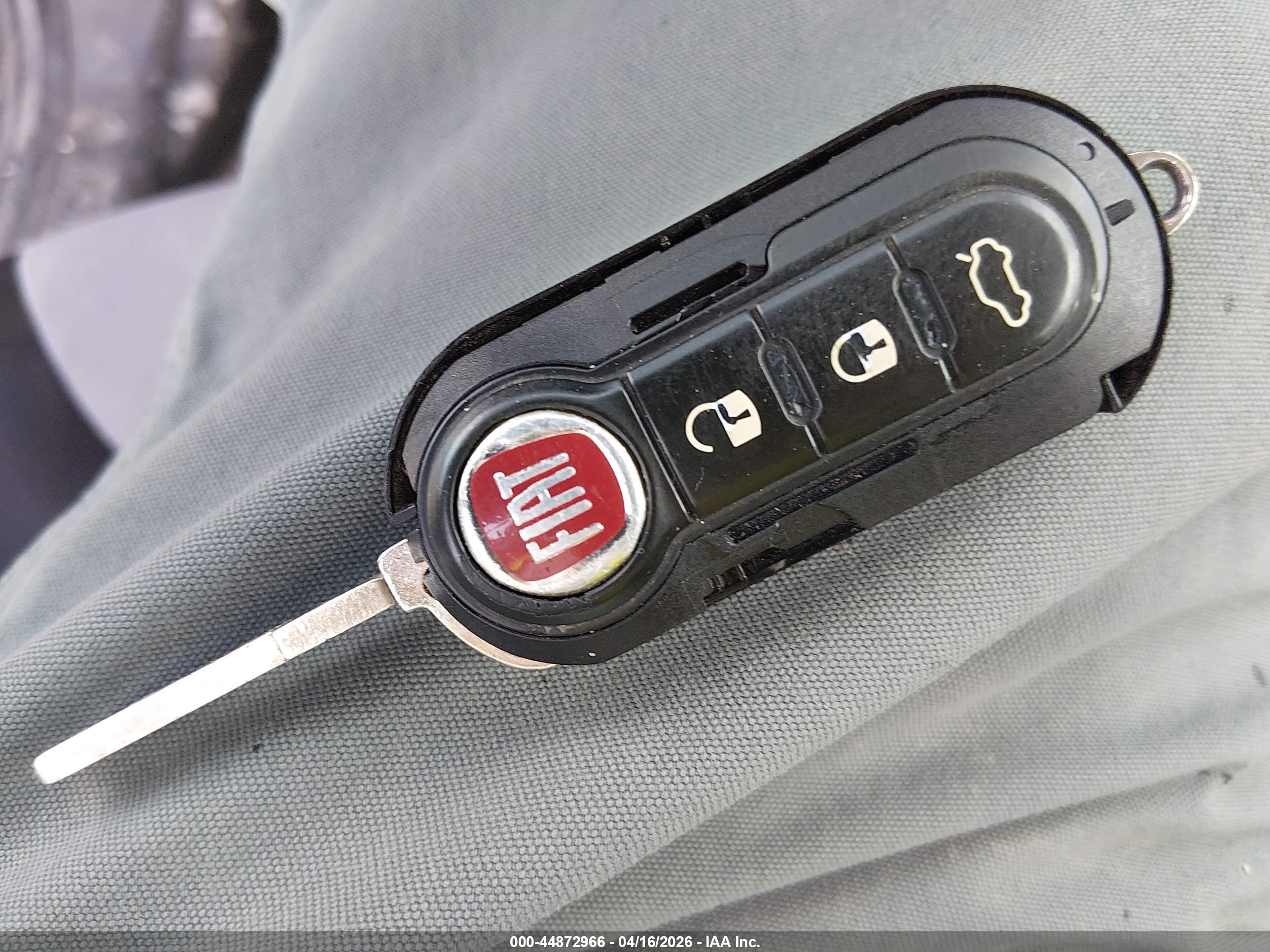 FIAT 500L image 11