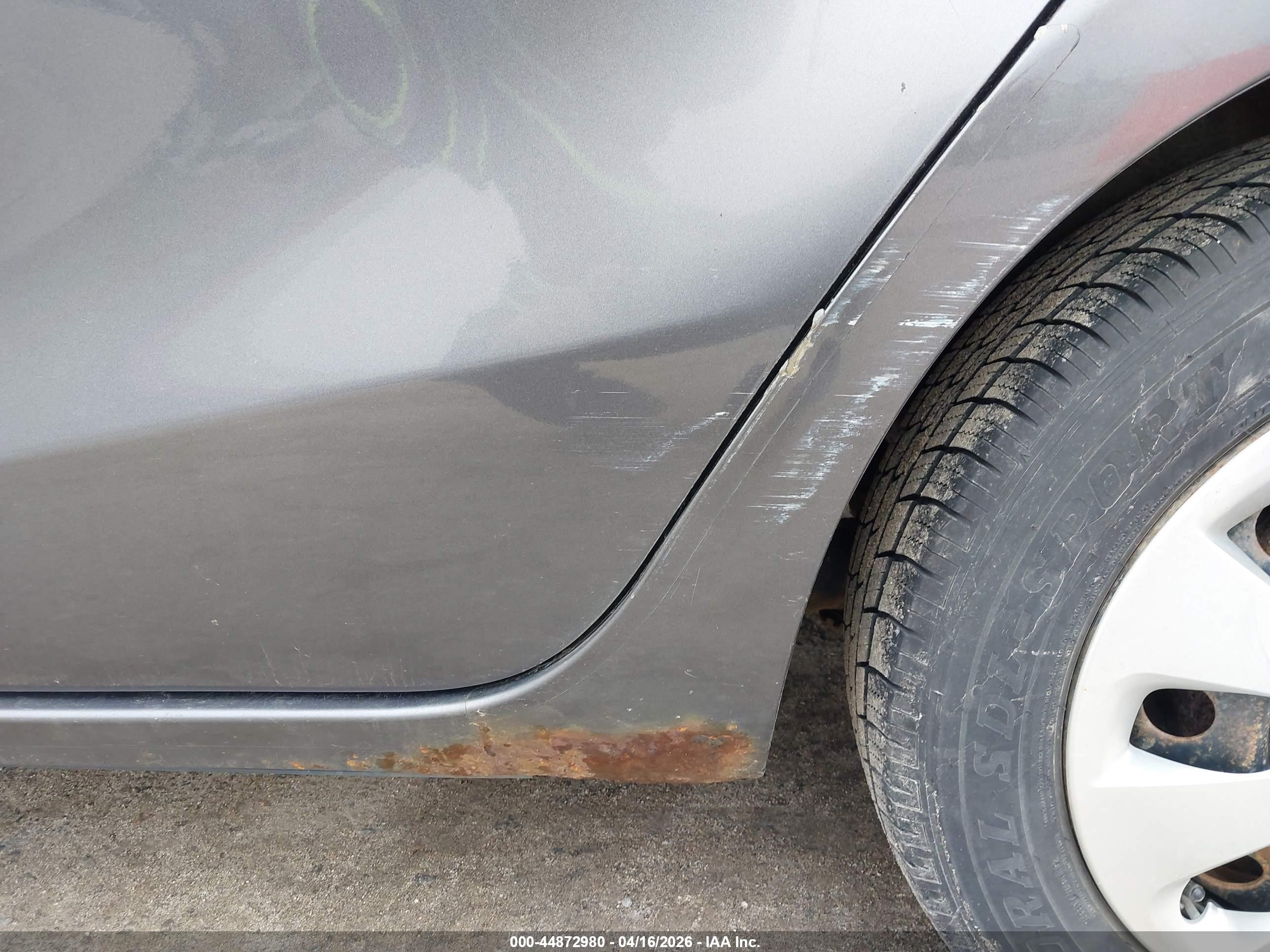 TOYOTA PRIUS image 6