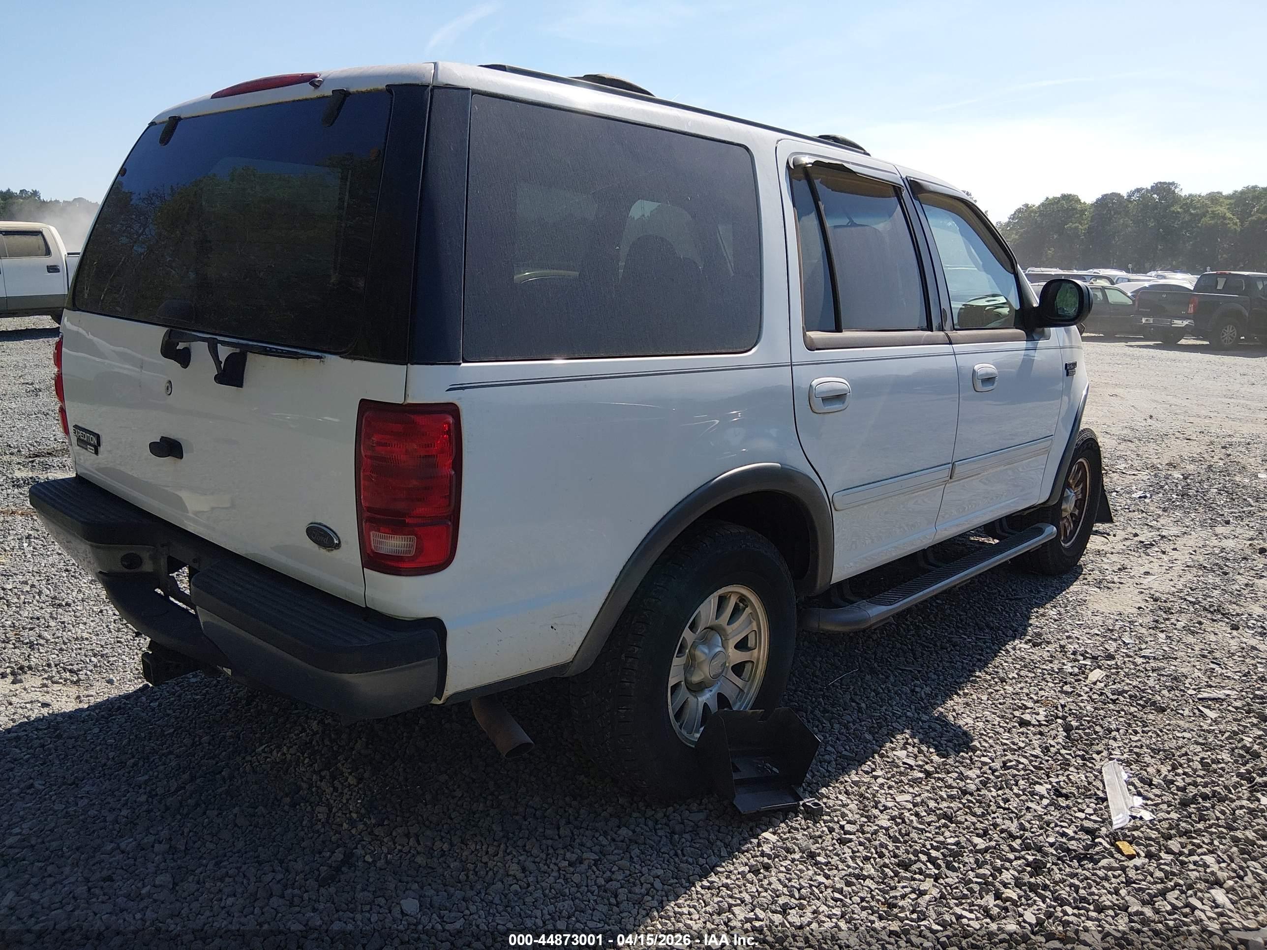 FORD EXPEDITION image 4