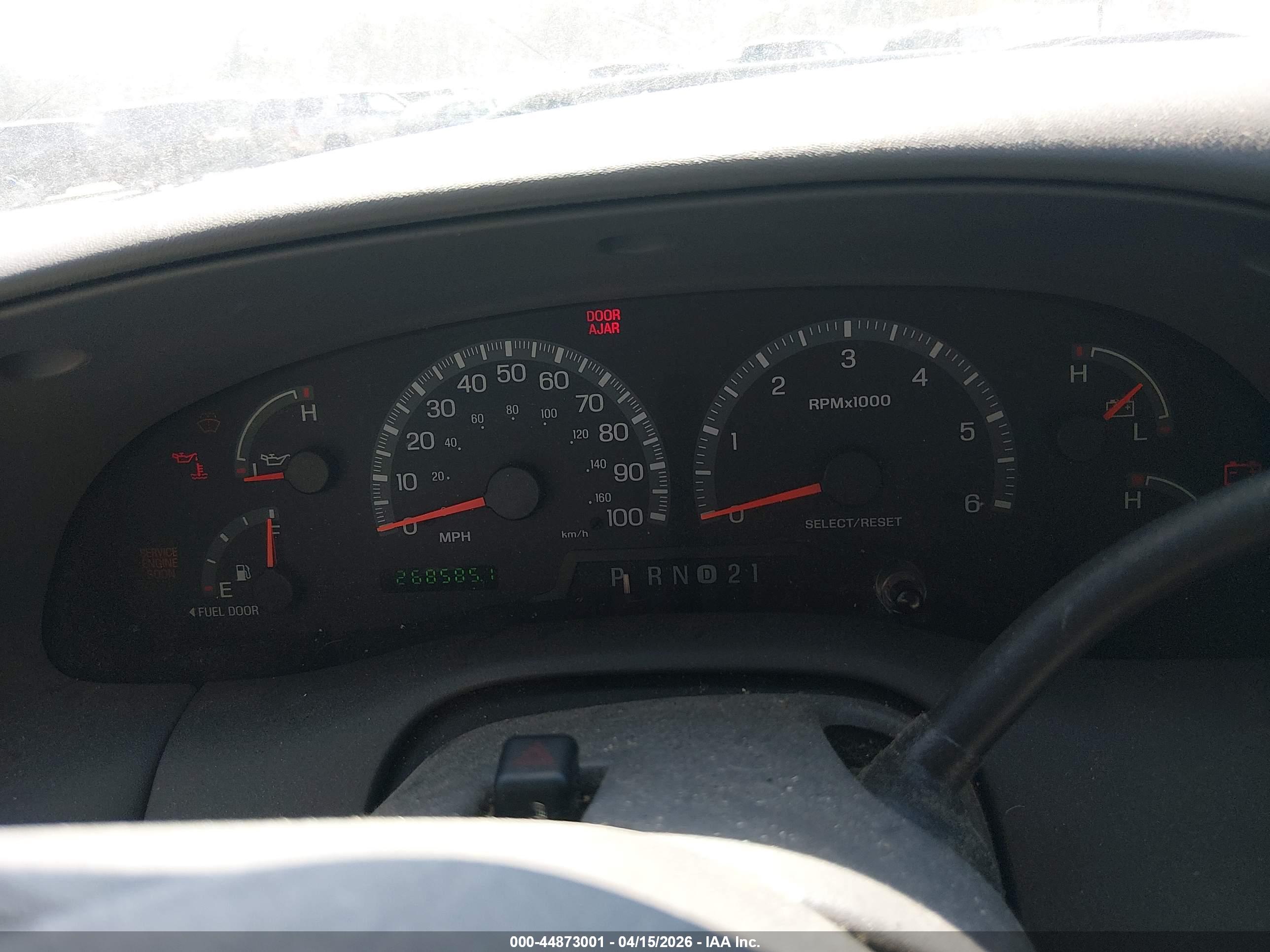 FORD EXPEDITION image 7