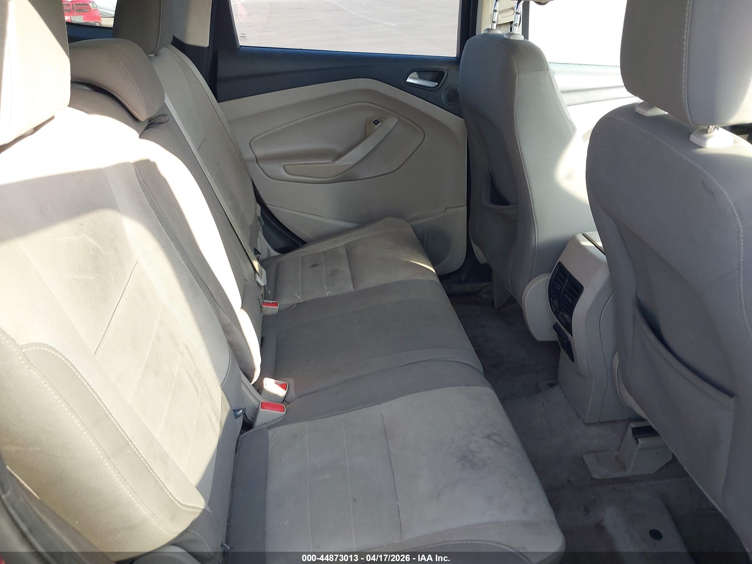 FORD ESCAPE image 8