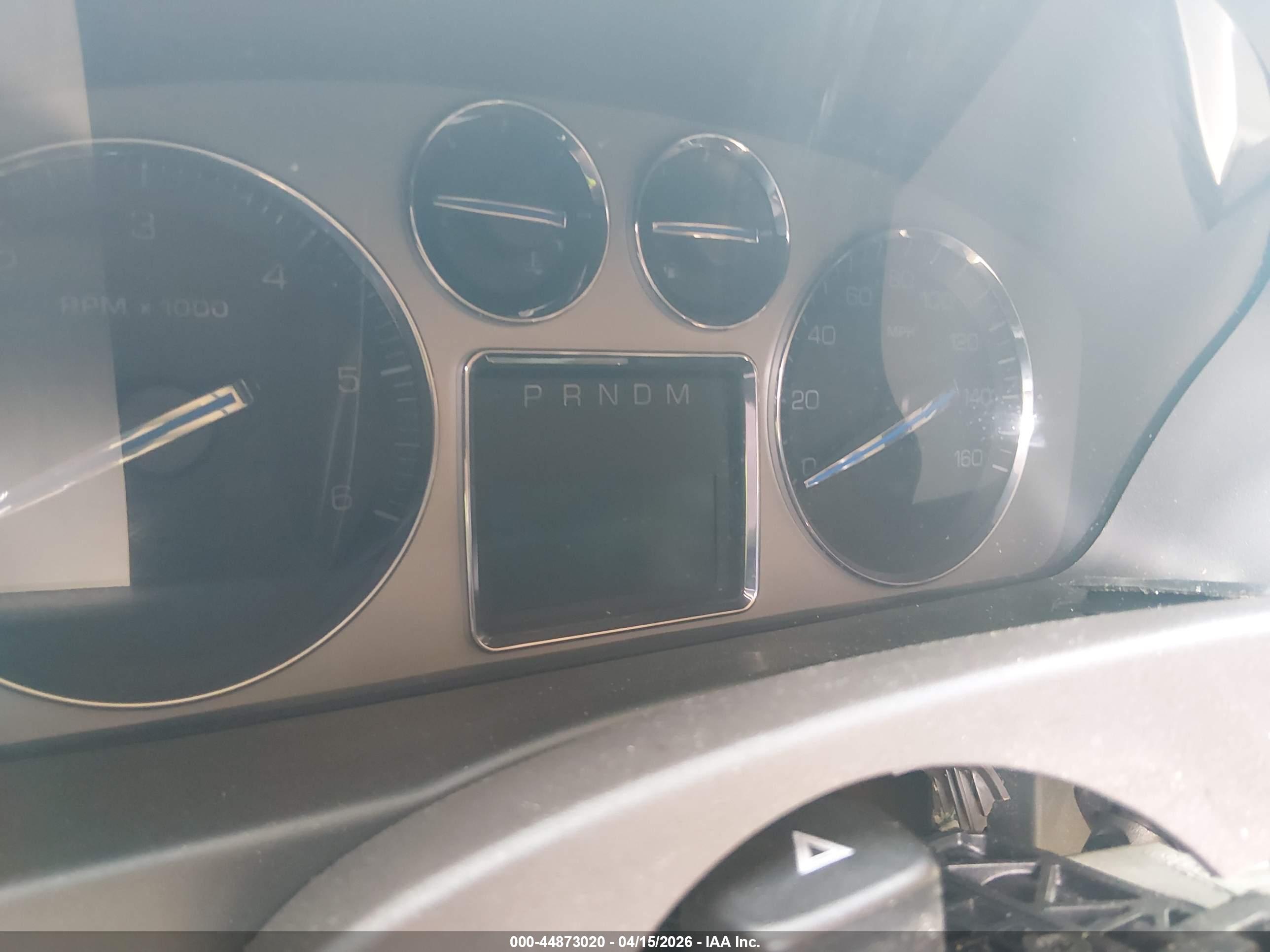 CADILLAC ESCALADE image 7