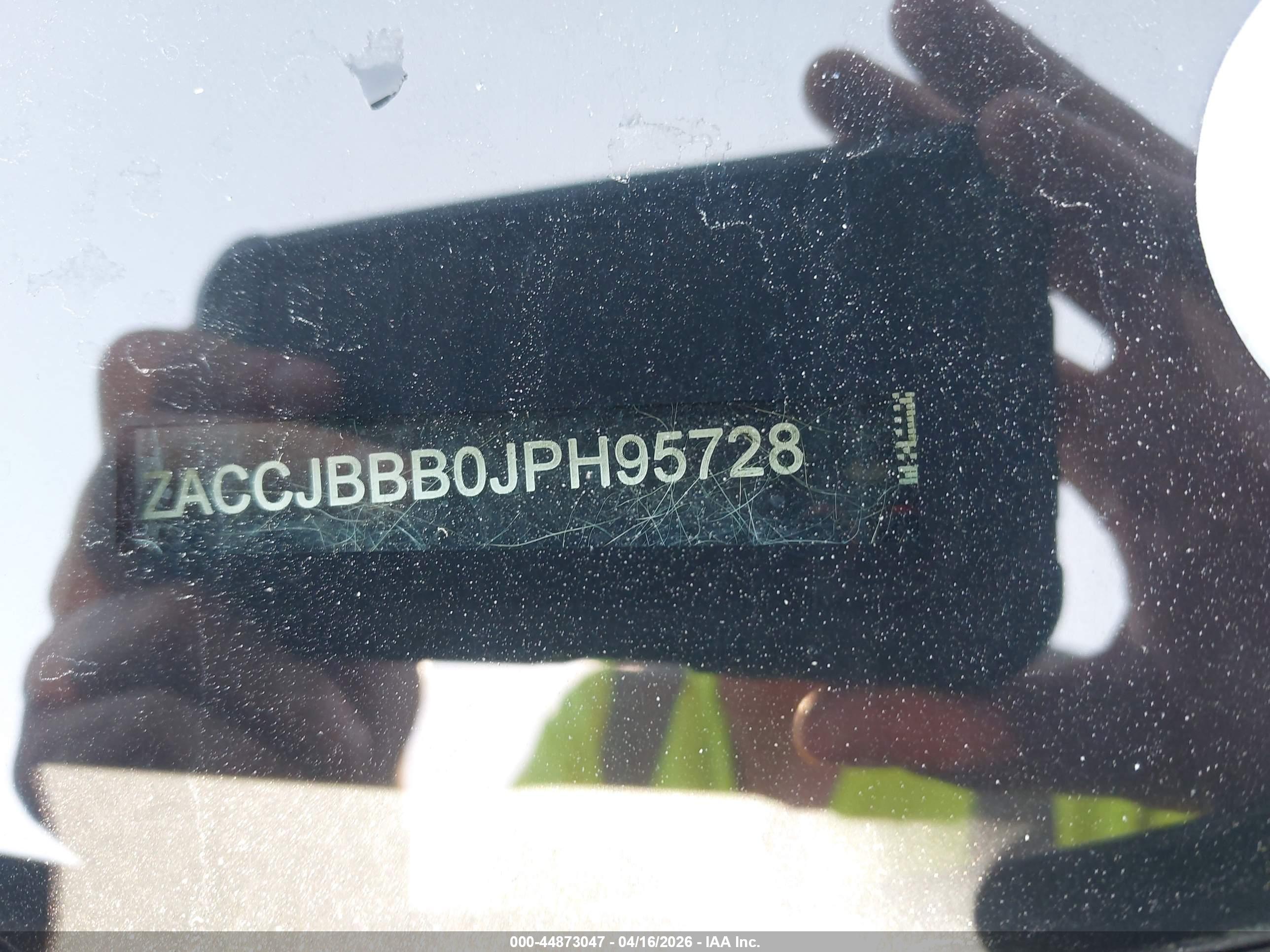 JEEP RENEGADE image 9