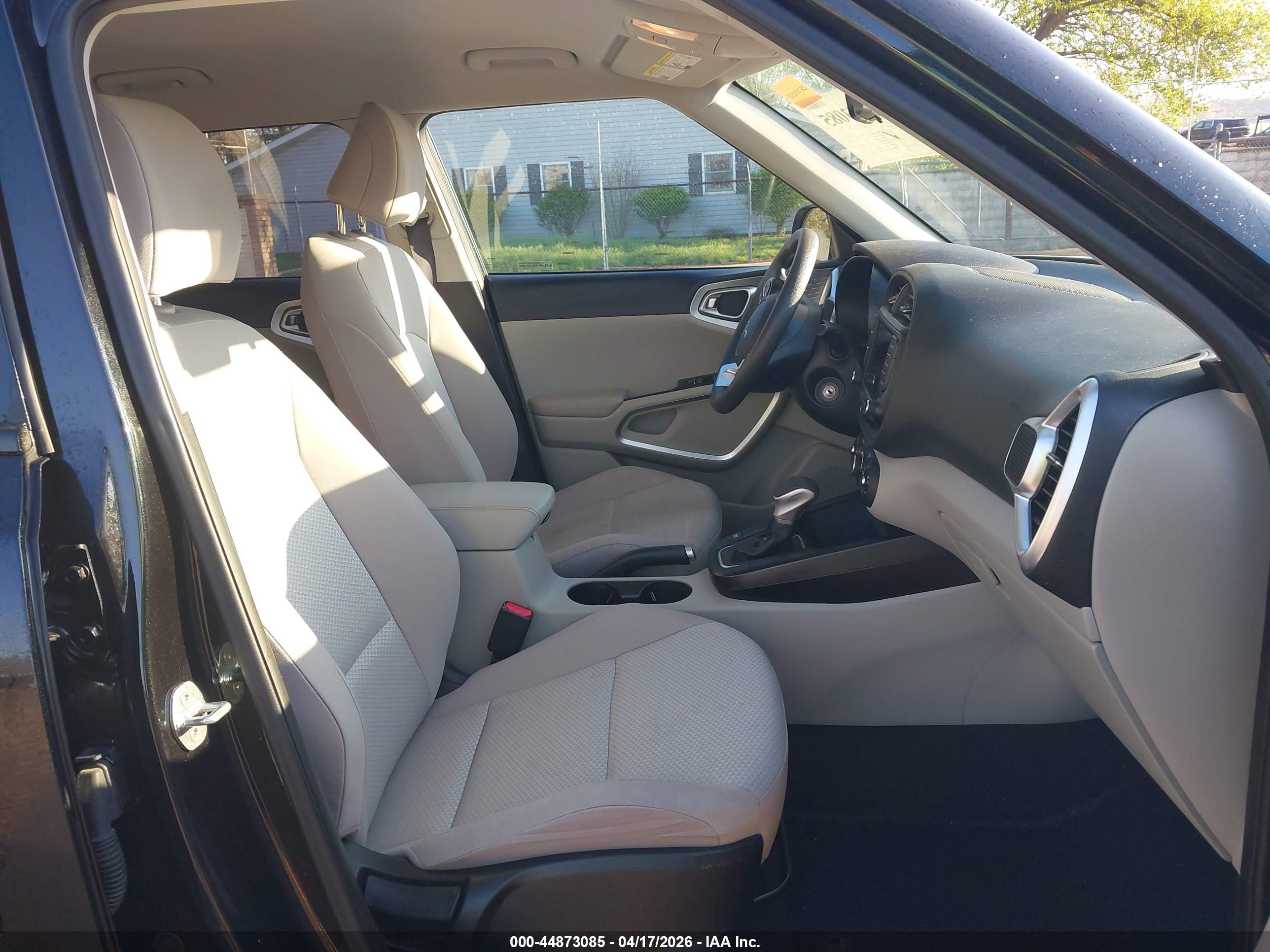 KIA SOUL image 5