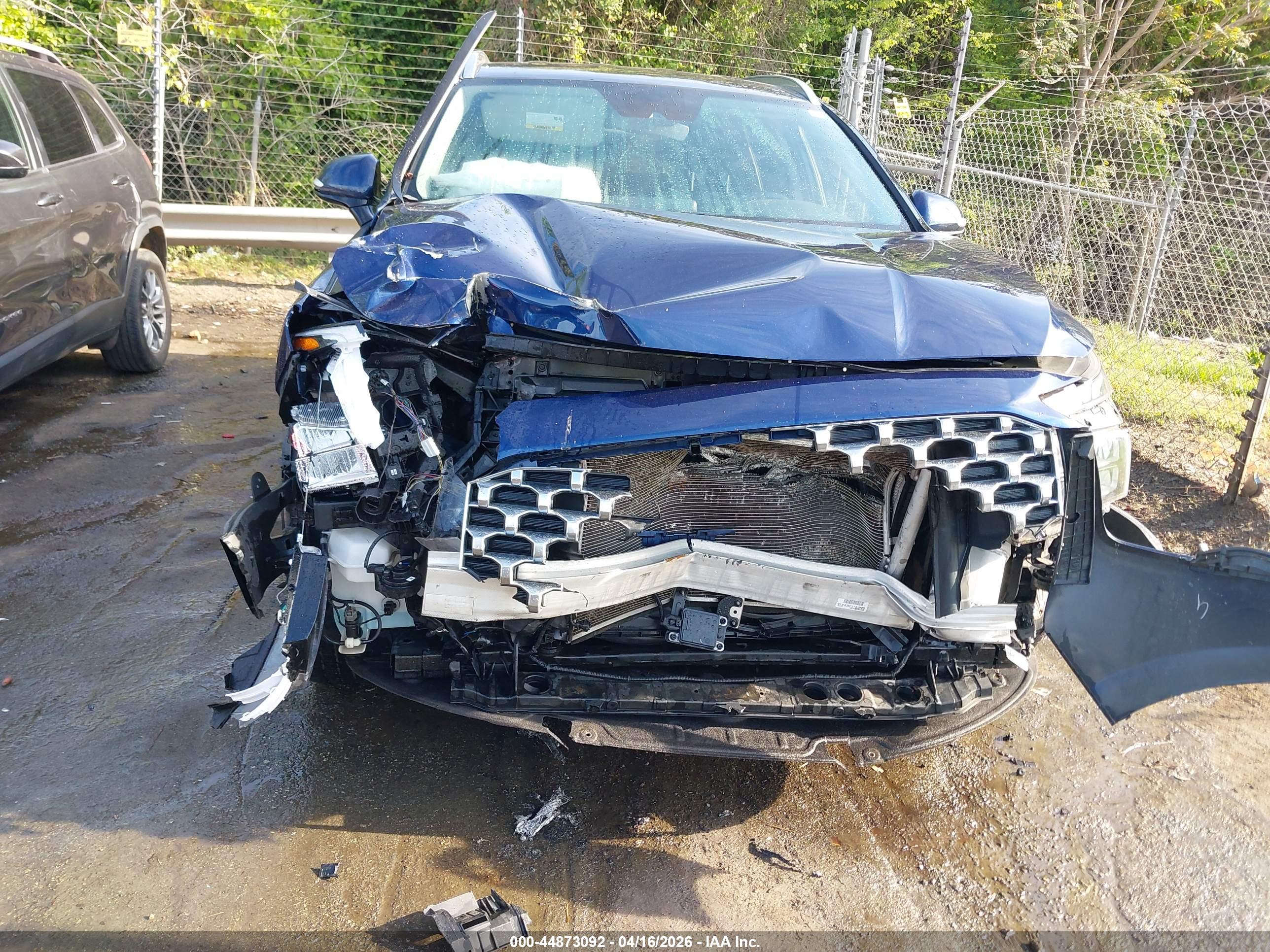 HYUNDAI SANTA image 6