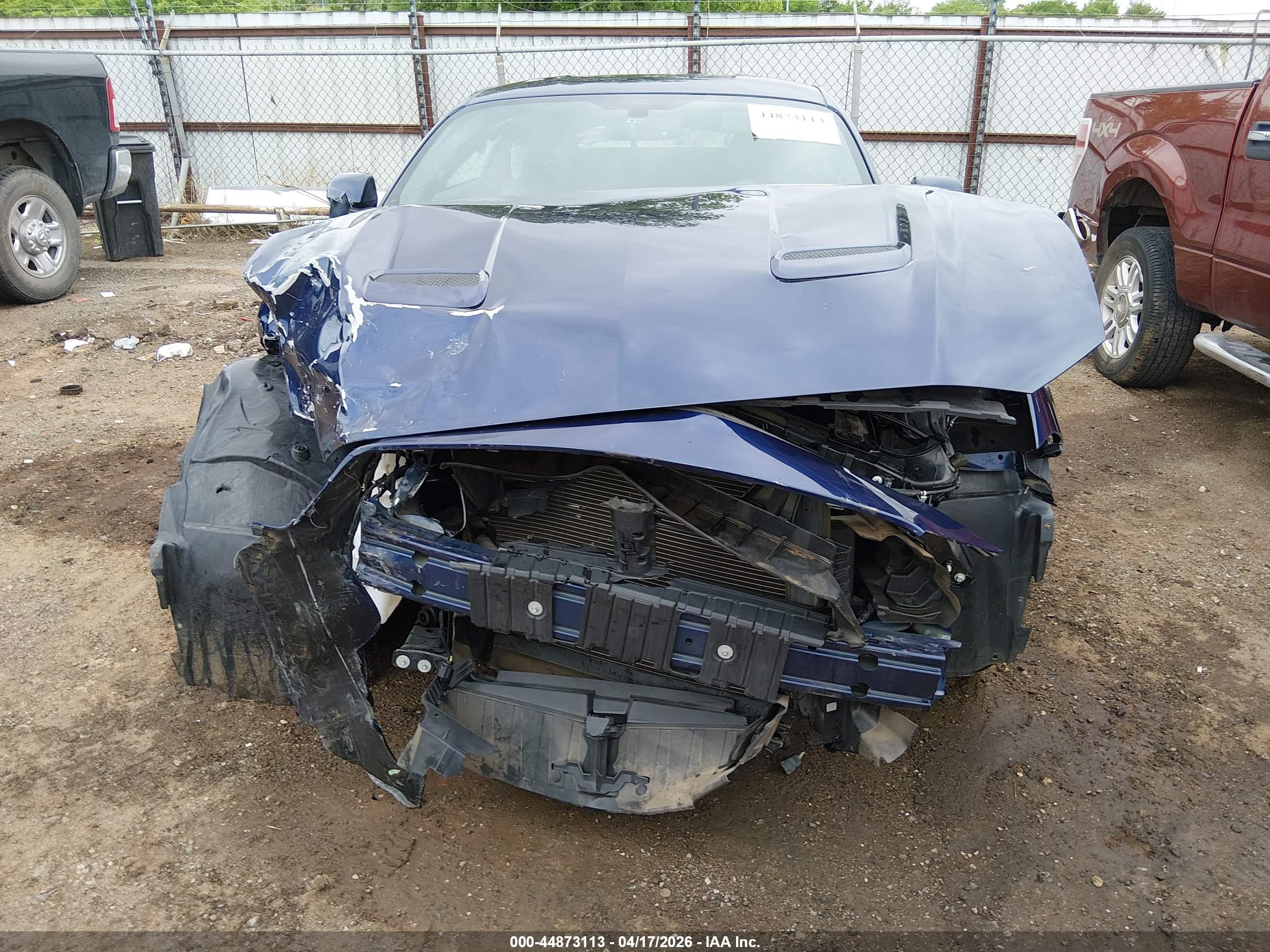 FORD MUSTANG image 6