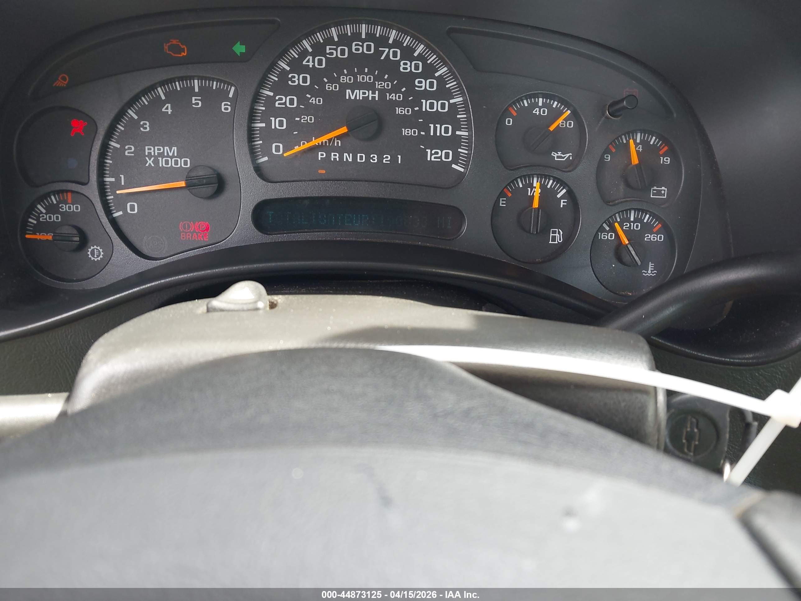 CHEVROLET SILVERADO image 7