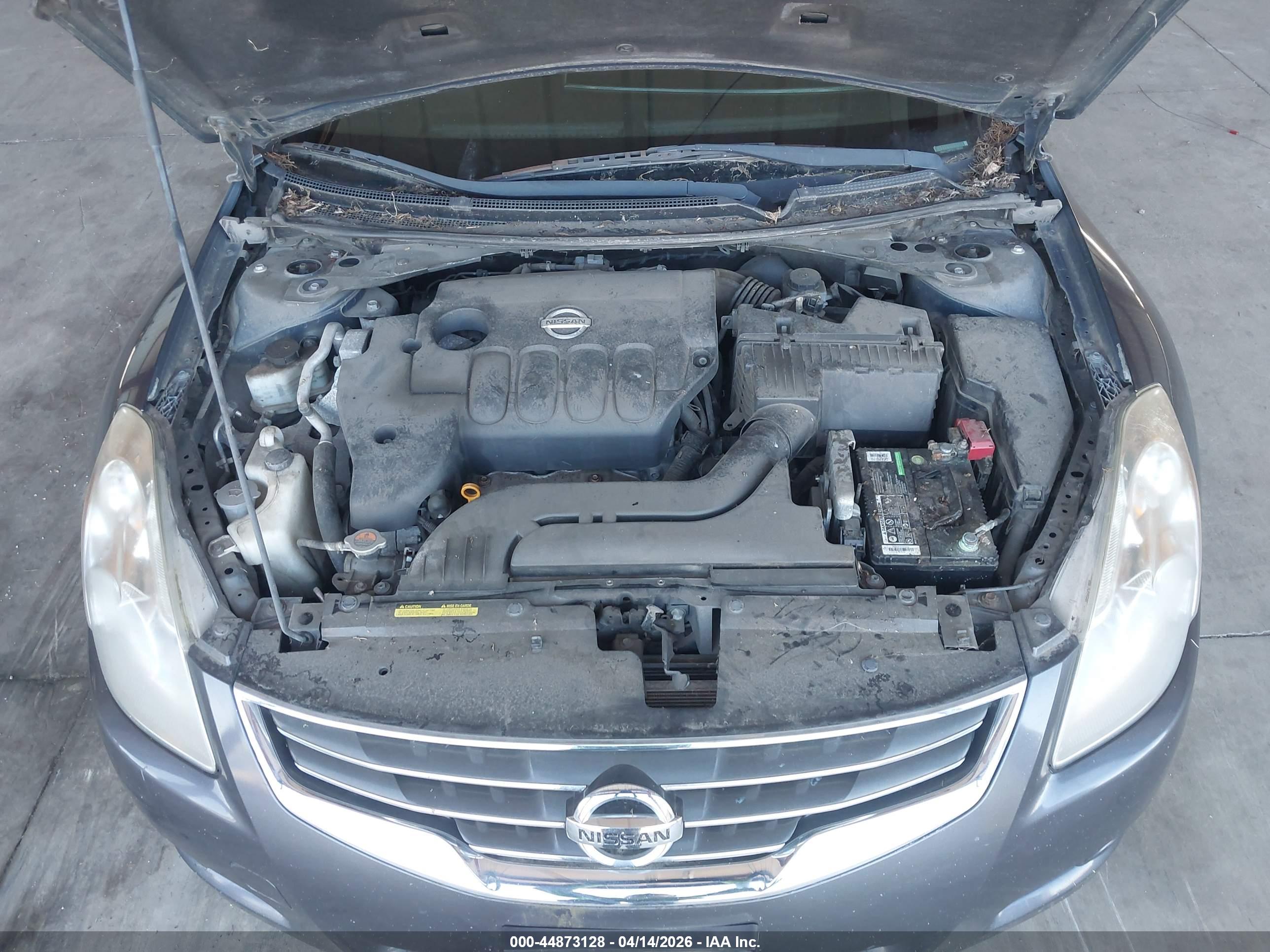 NISSAN ALTIMA image 10