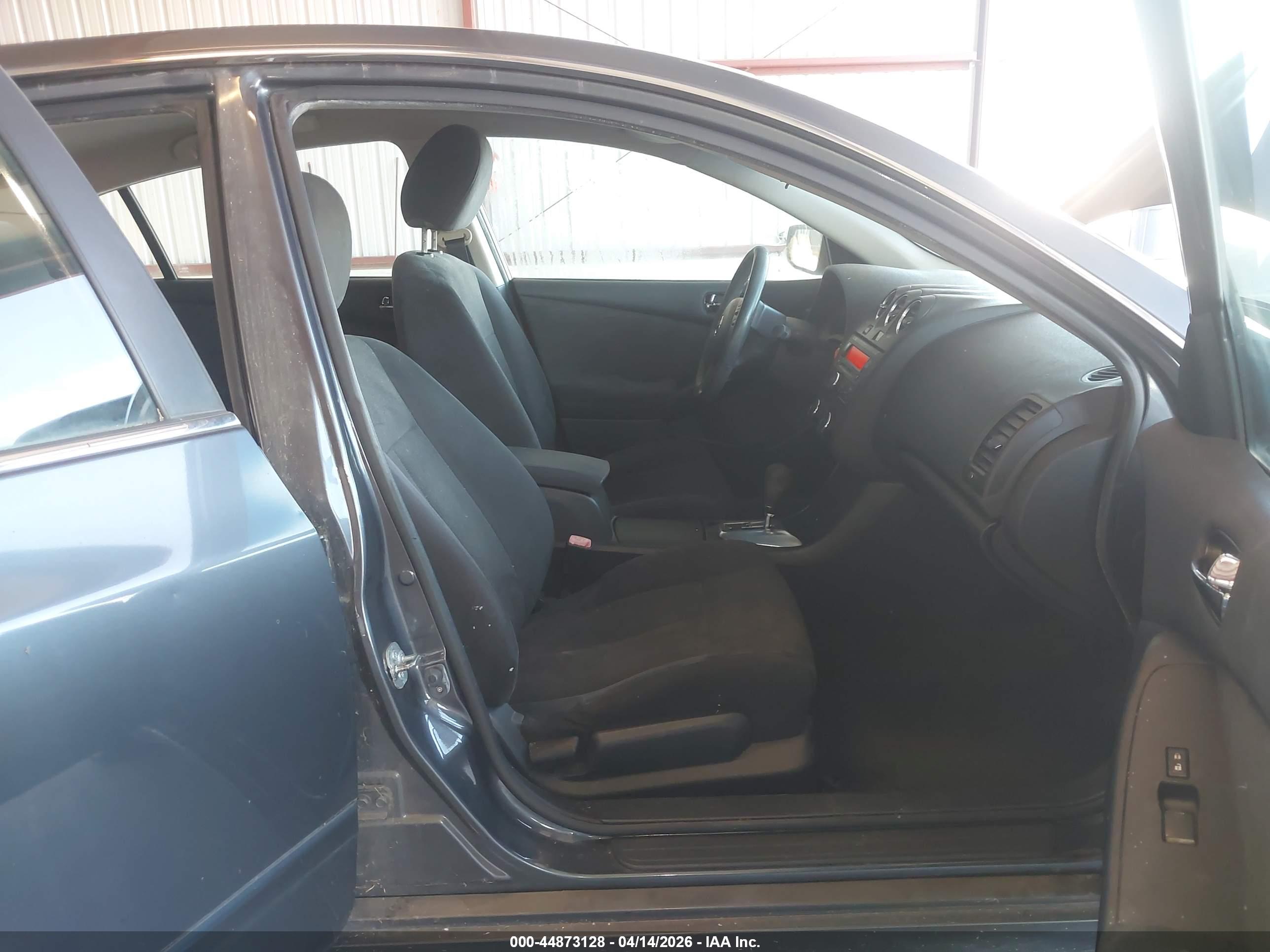 NISSAN ALTIMA image 5