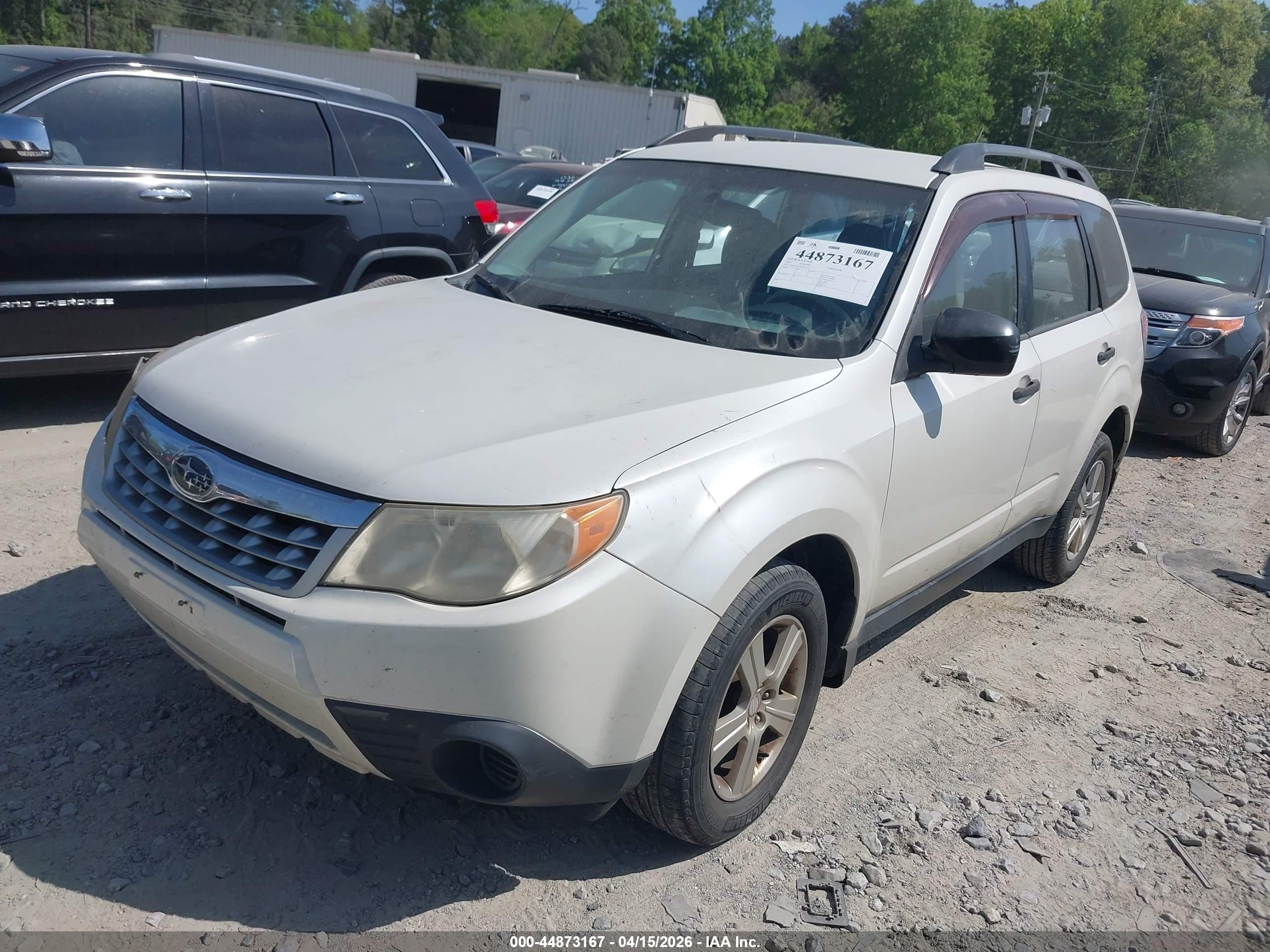 SUBARU FORESTER image 2