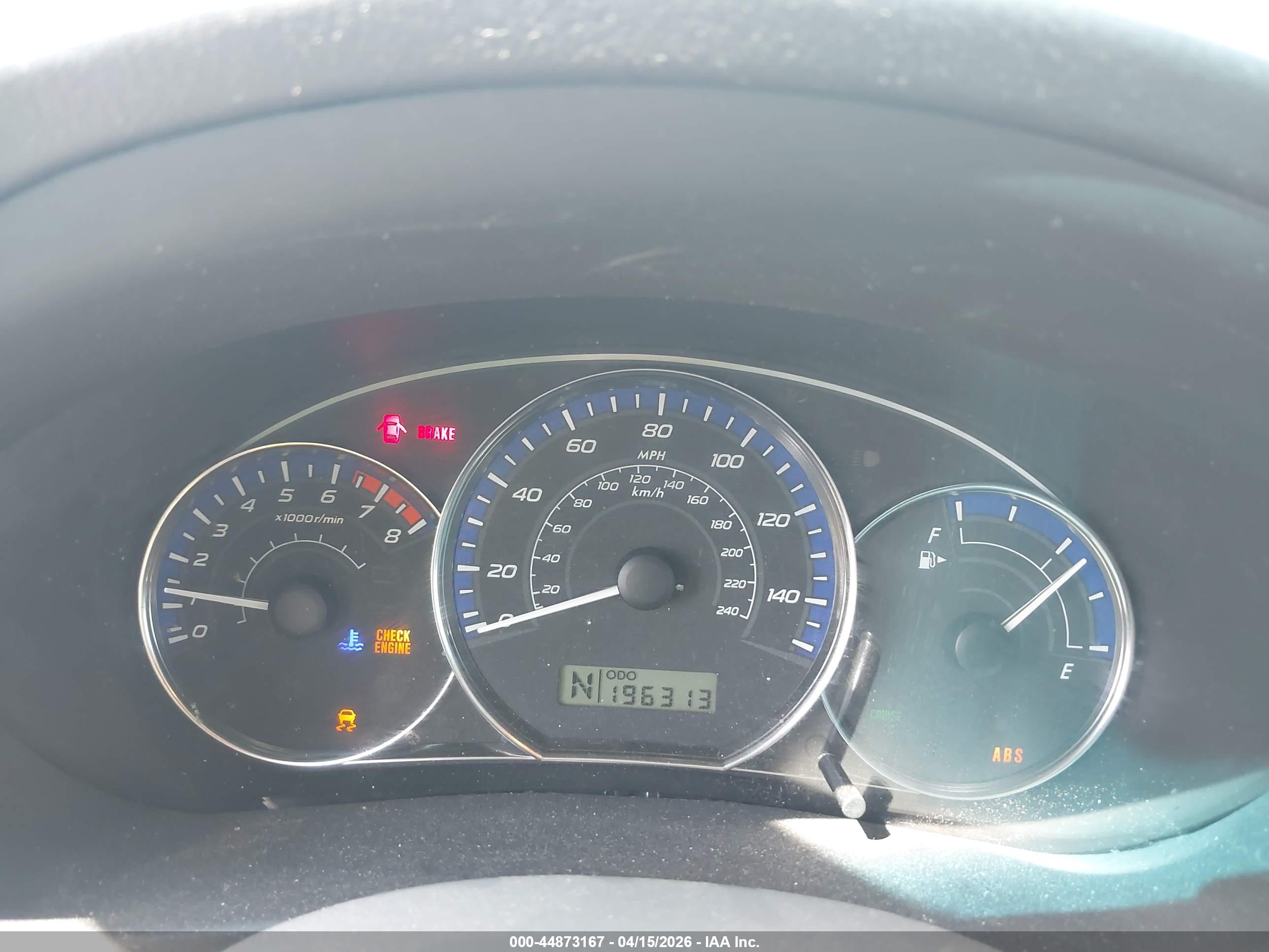 SUBARU FORESTER image 7