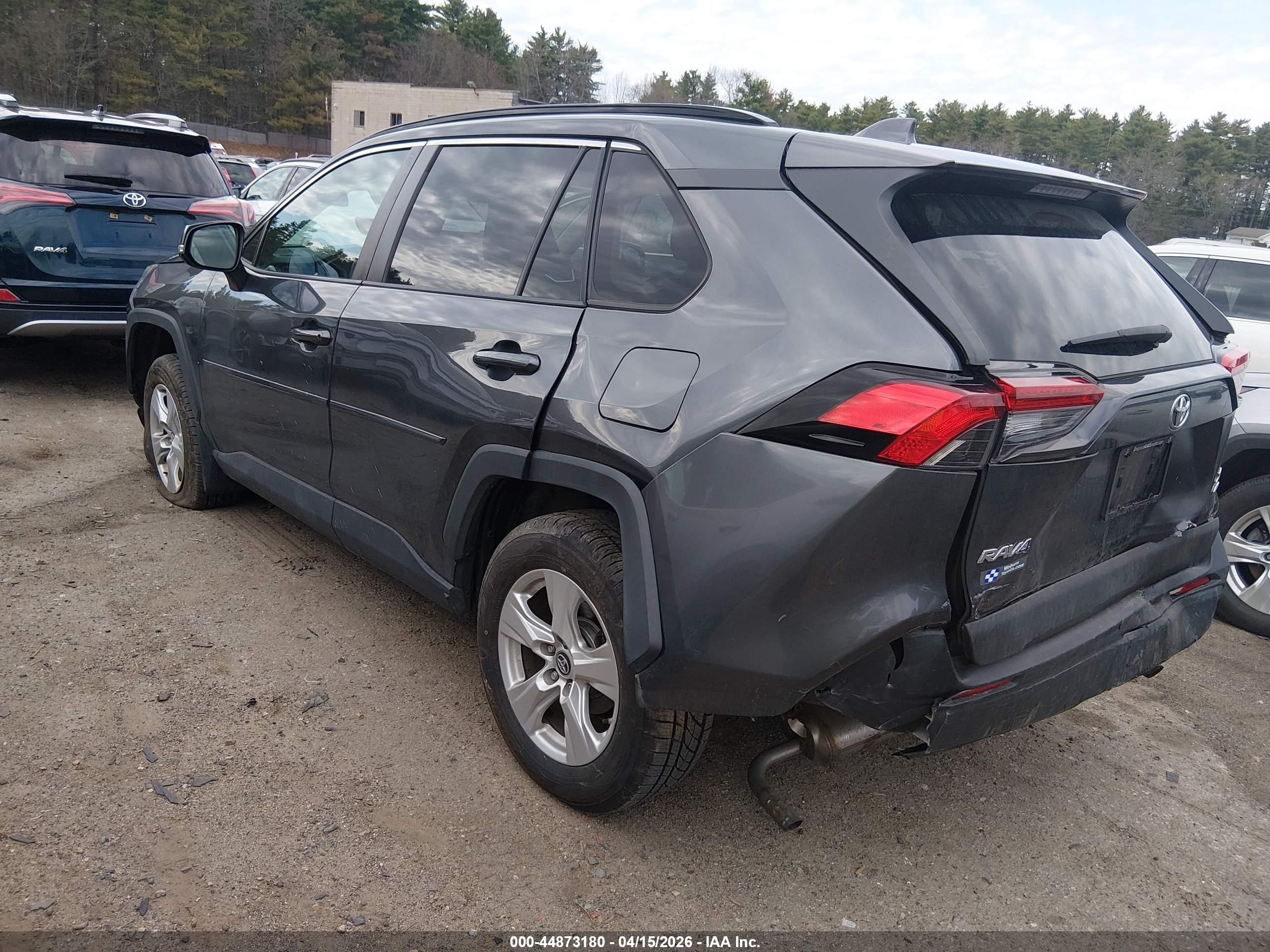 TOYOTA RAV4 image 3